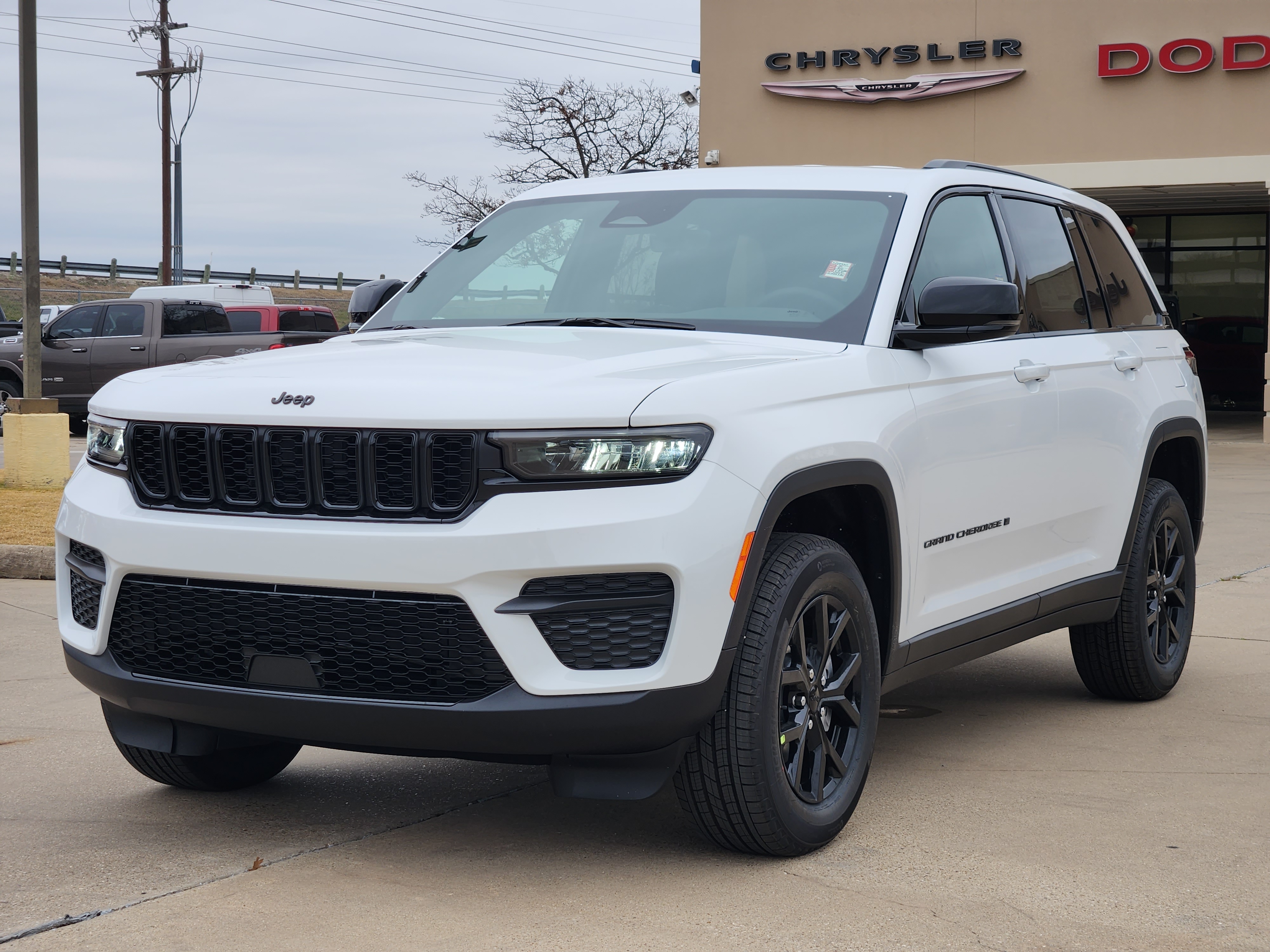 2025 Jeep Grand Cherokee Altitude 2