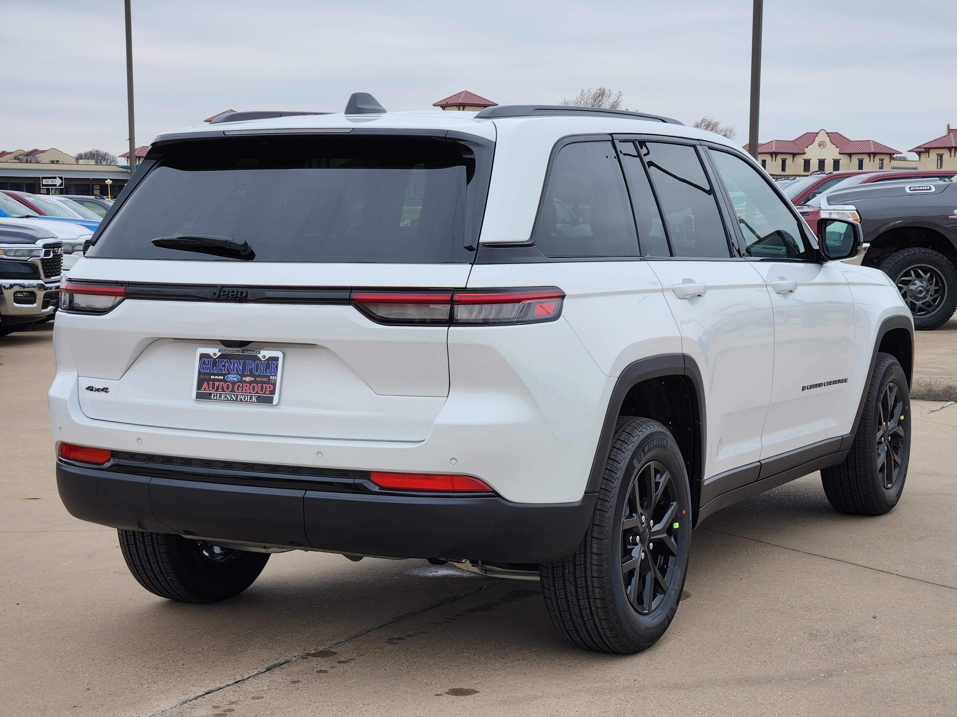 2025 Jeep Grand Cherokee Altitude 5