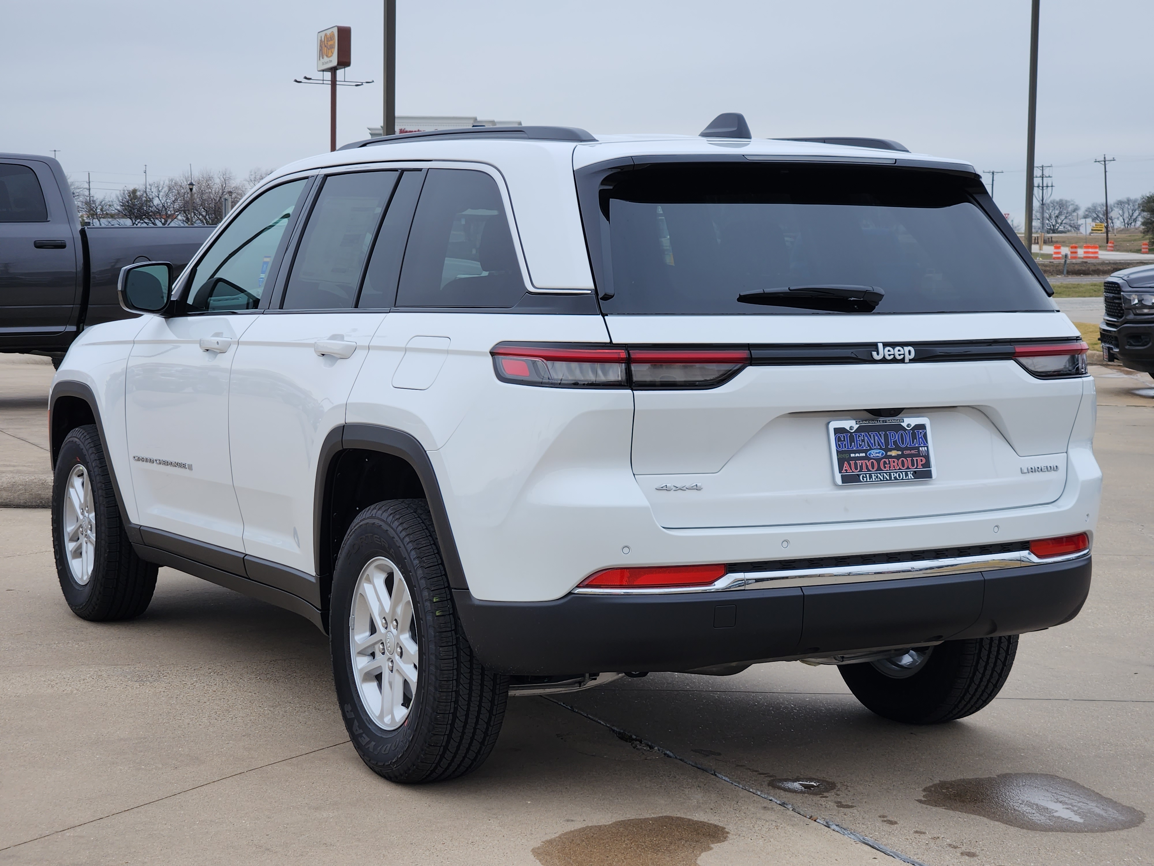 2025 Jeep Grand Cherokee Laredo 4