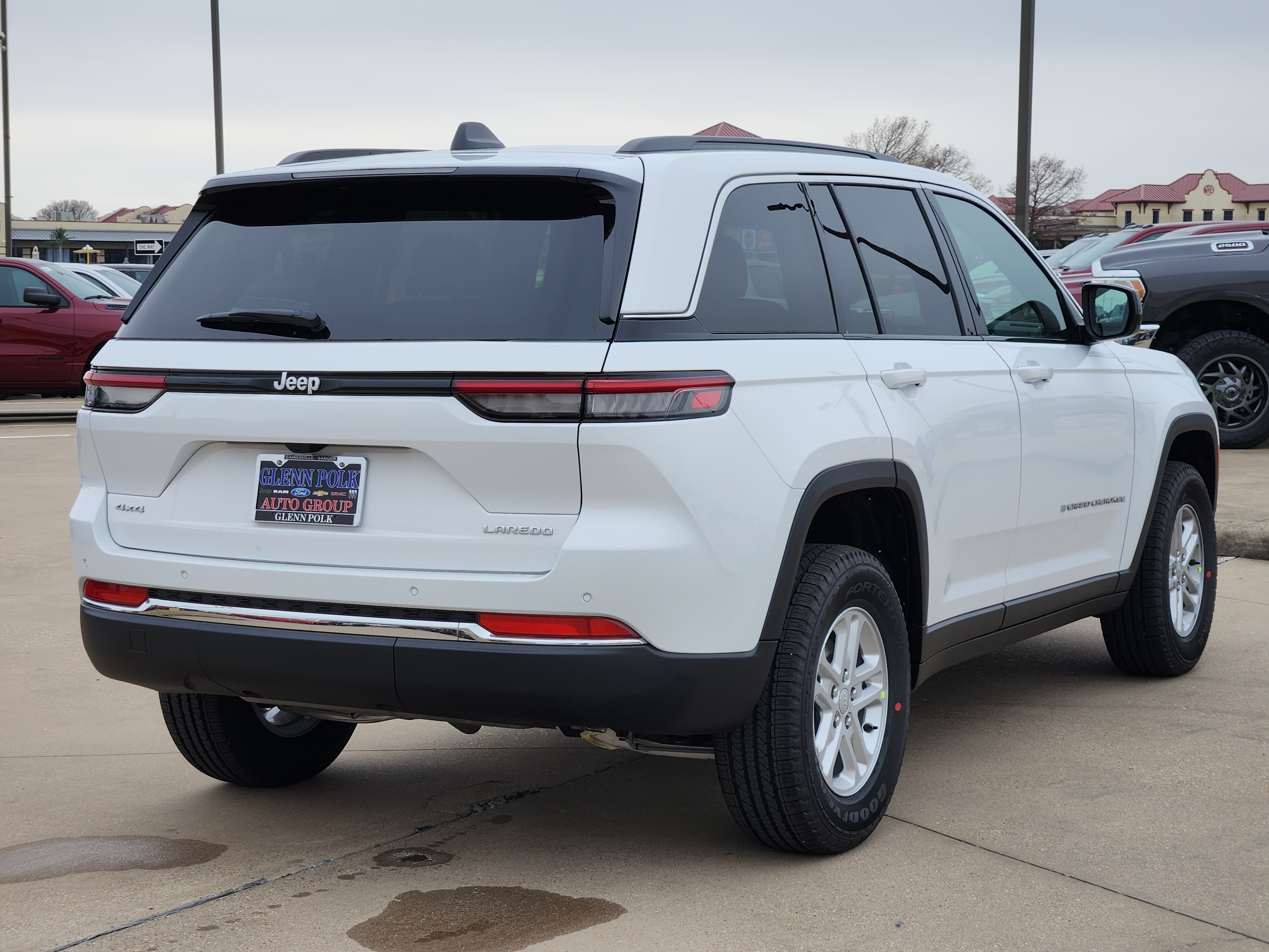 2025 Jeep Grand Cherokee Laredo 5