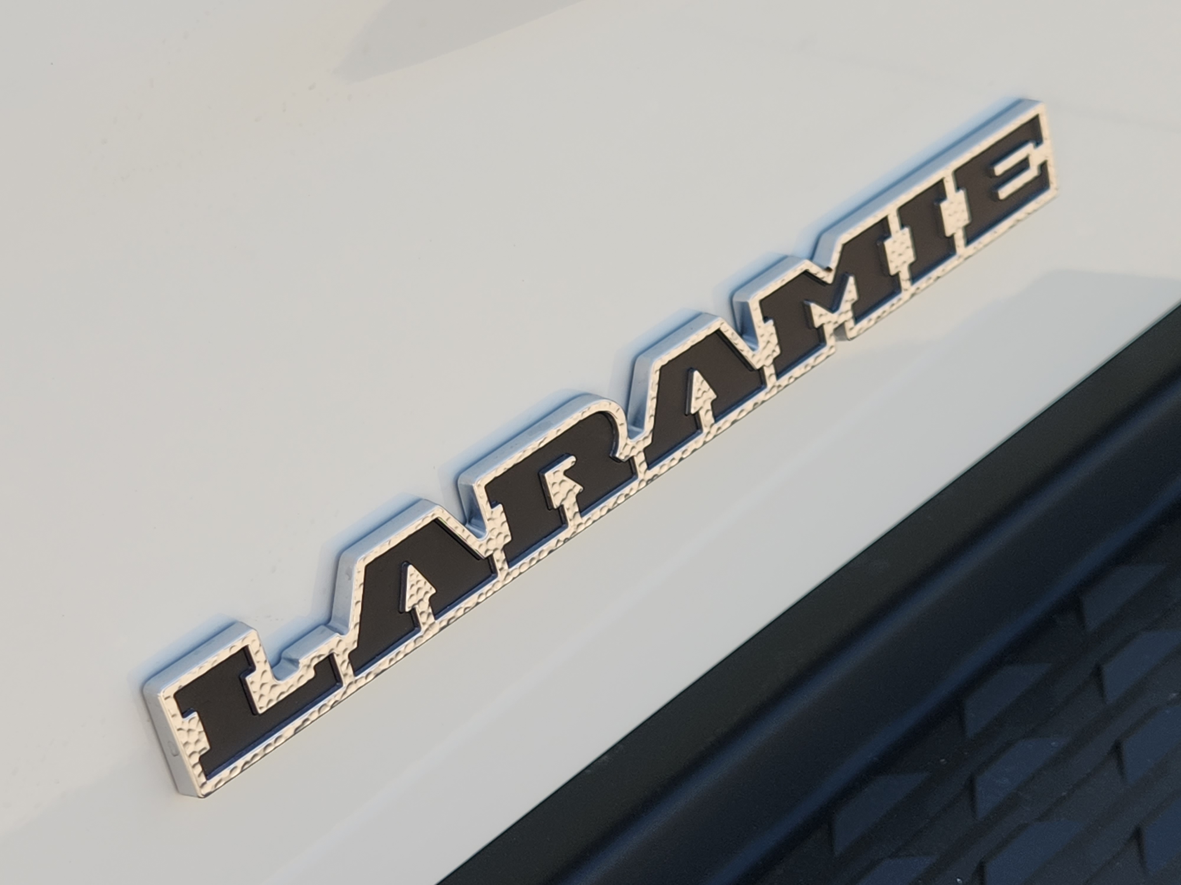 2024 Ram 3500 Laramie 8