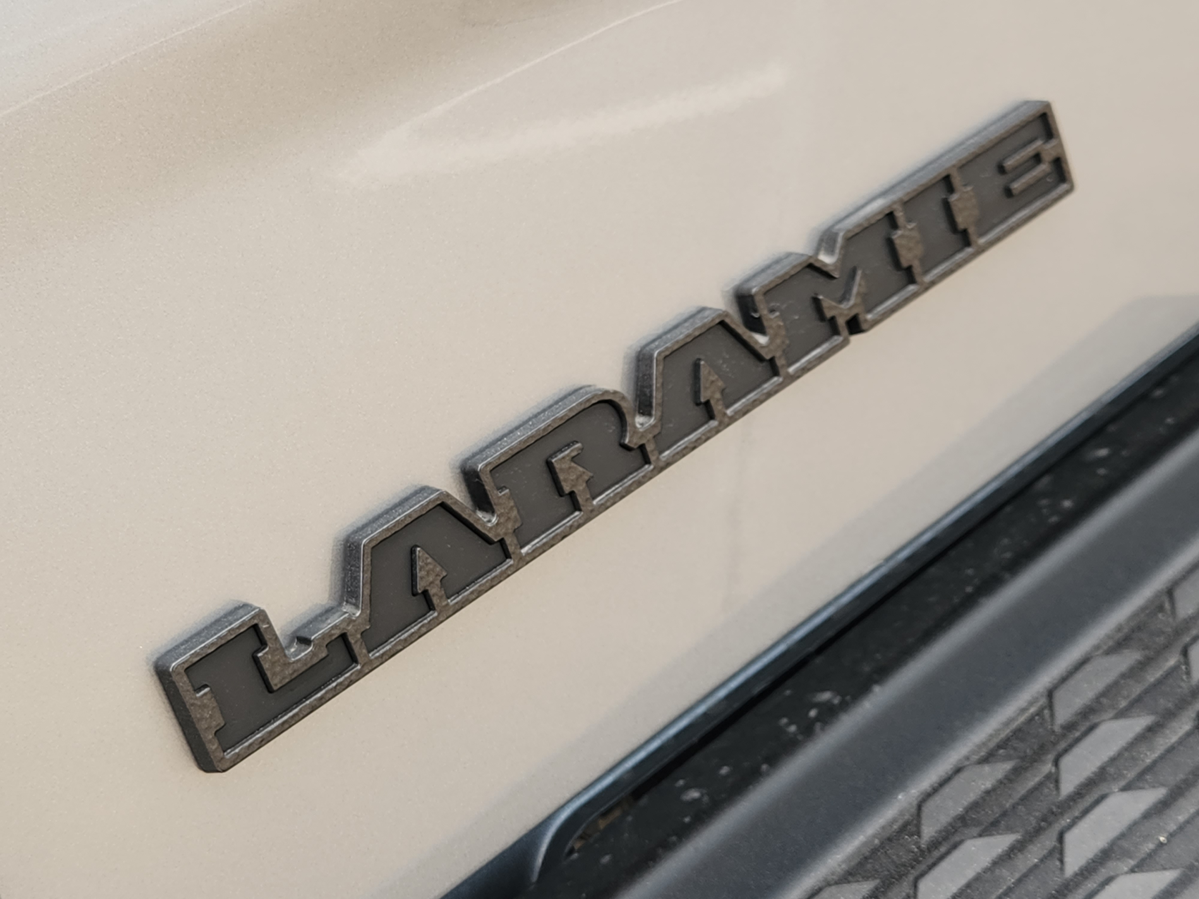 2024 Ram 3500 Laramie 9