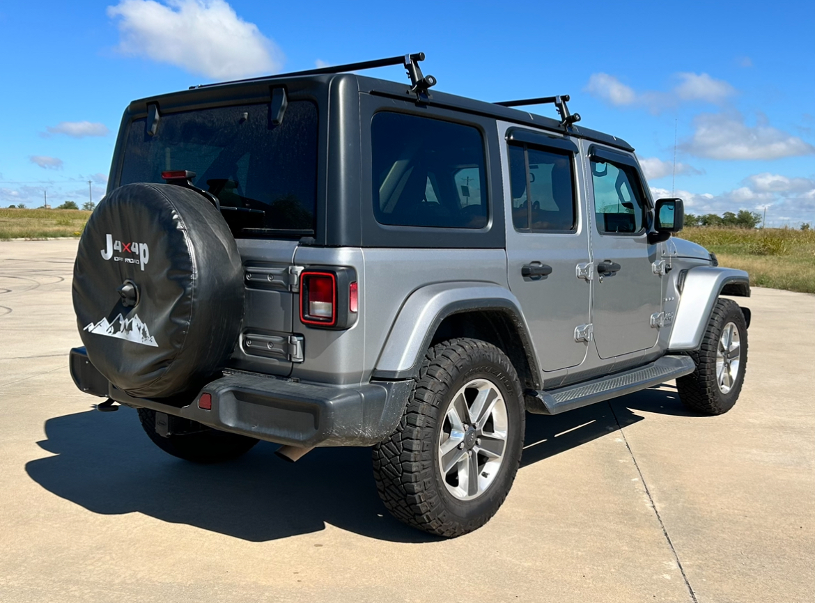 2020 Jeep Wrangler Unlimited Sahara 7