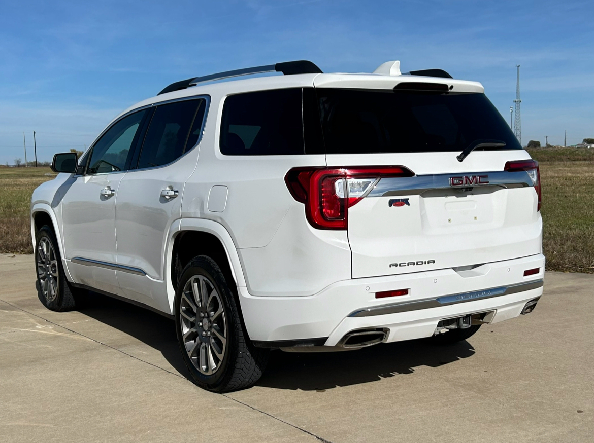 2021 GMC Acadia Denali 8