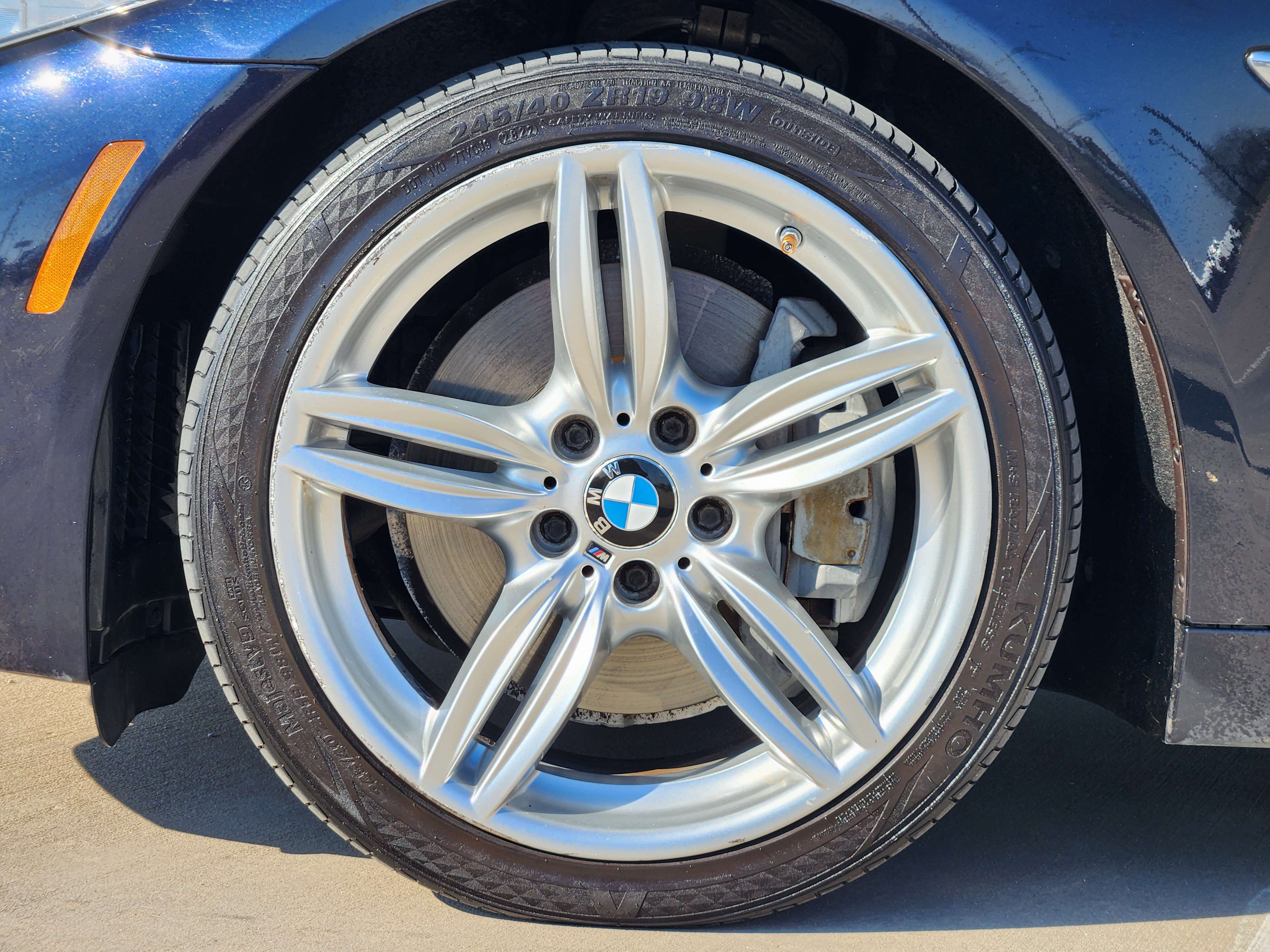 2014 BMW 5 Series 550i xDrive 10