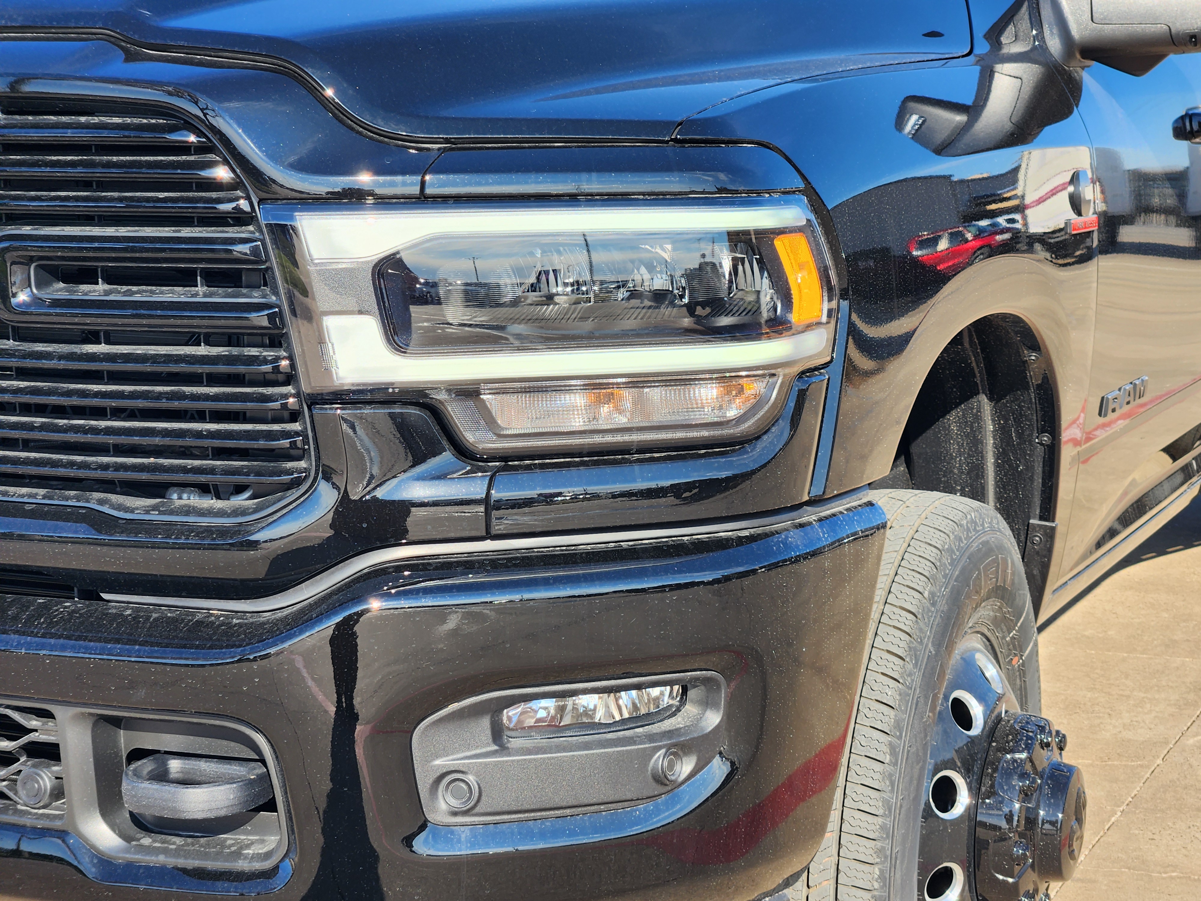 2024 Ram 3500 Laramie 7