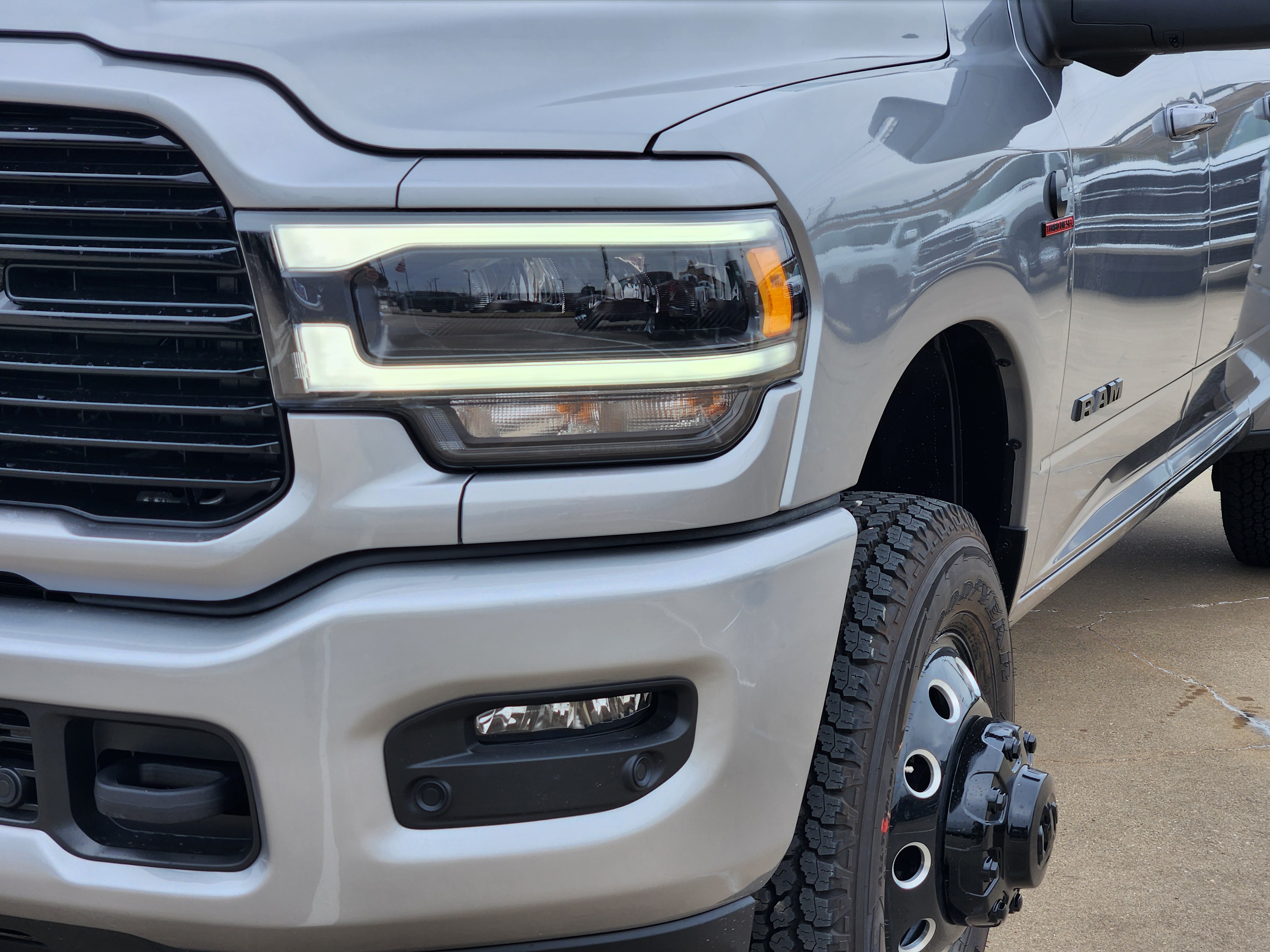 2024 Ram 3500 Laramie 7