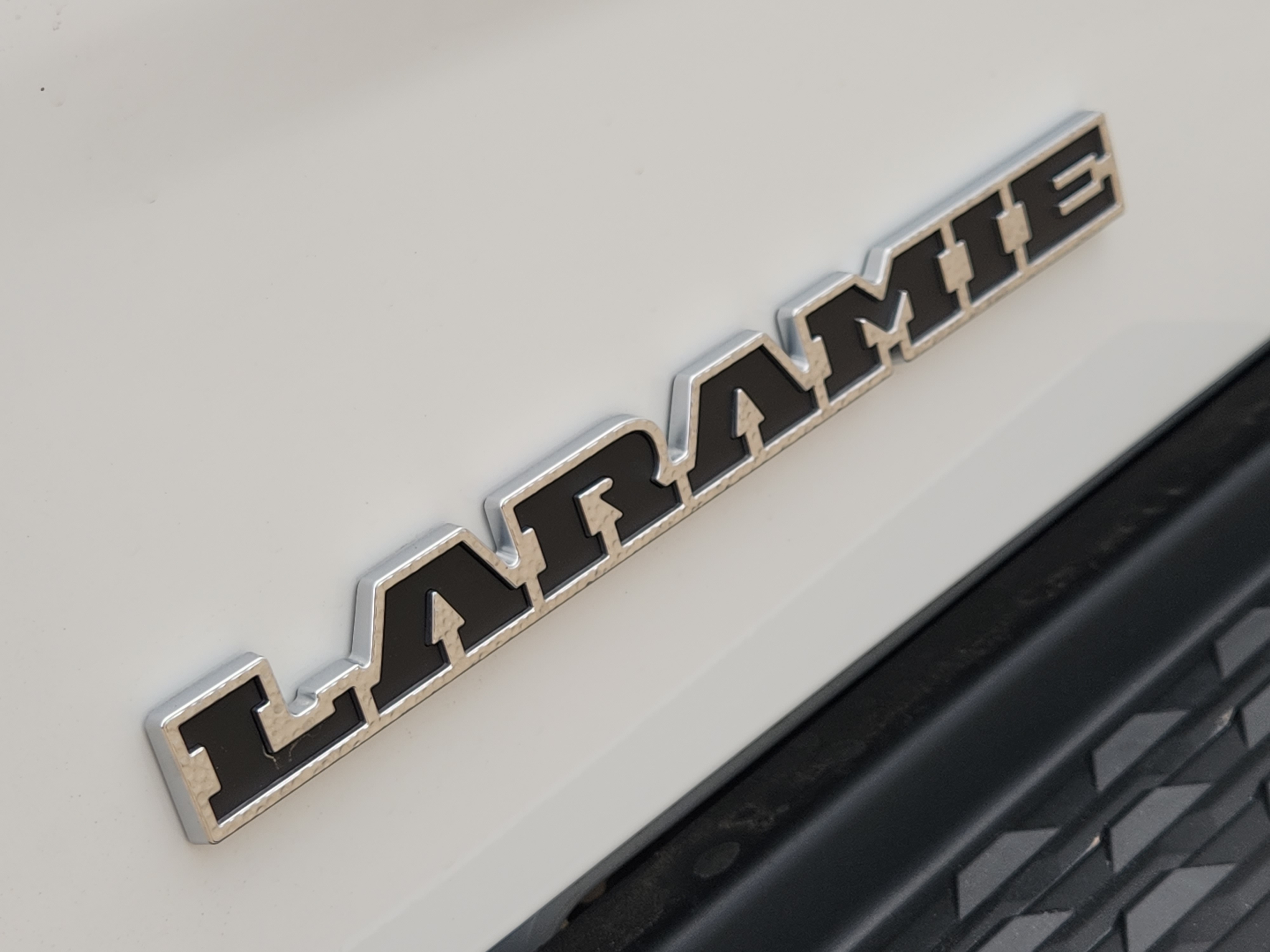 2024 Ram 3500 Laramie 9