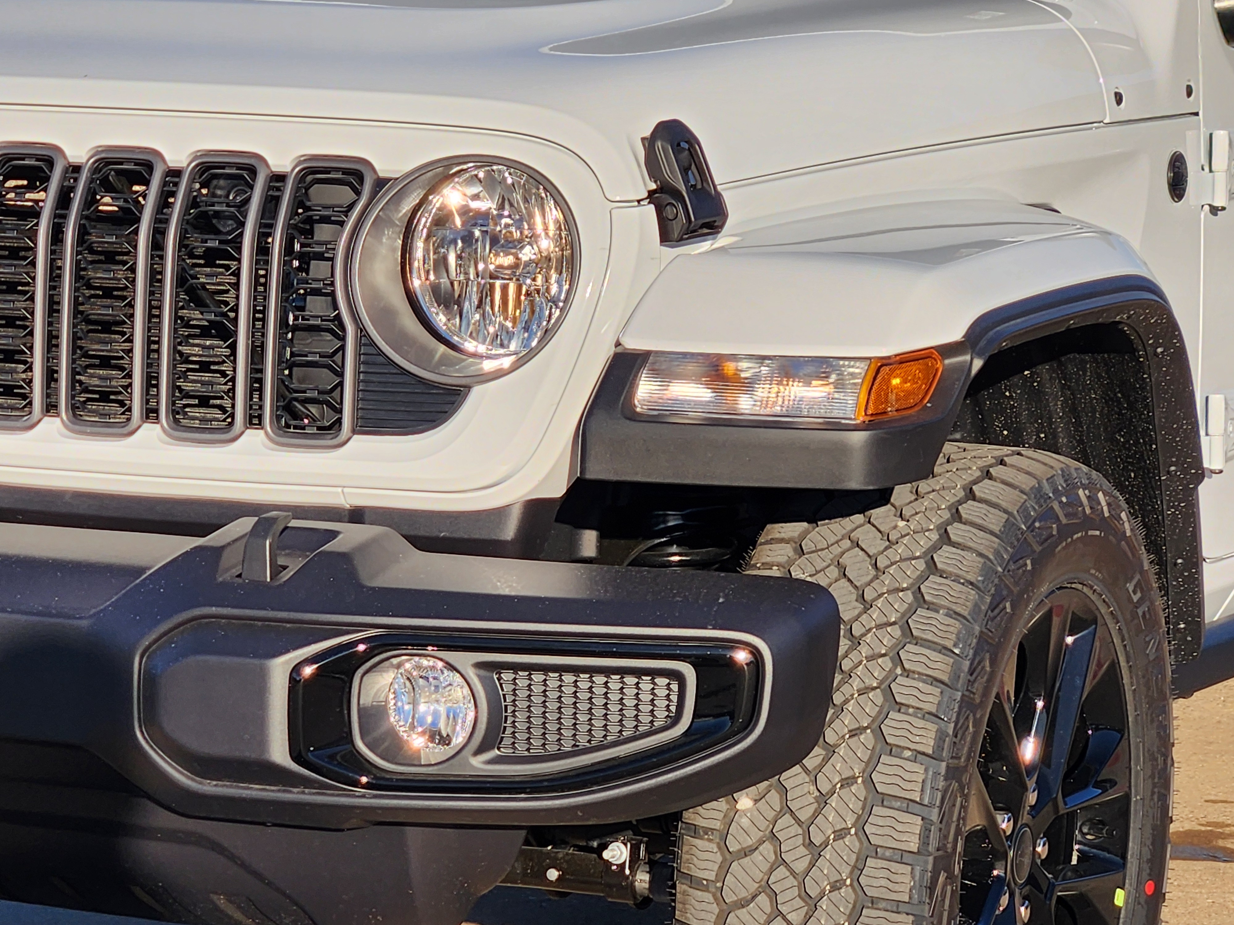 2025 Jeep Gladiator Nighthawk 7