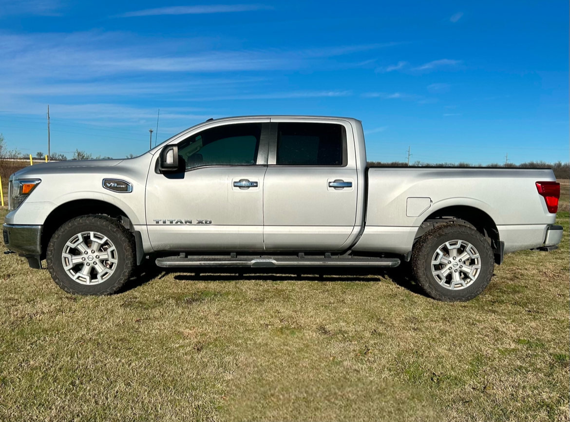 2019 Nissan Titan XD SV 5