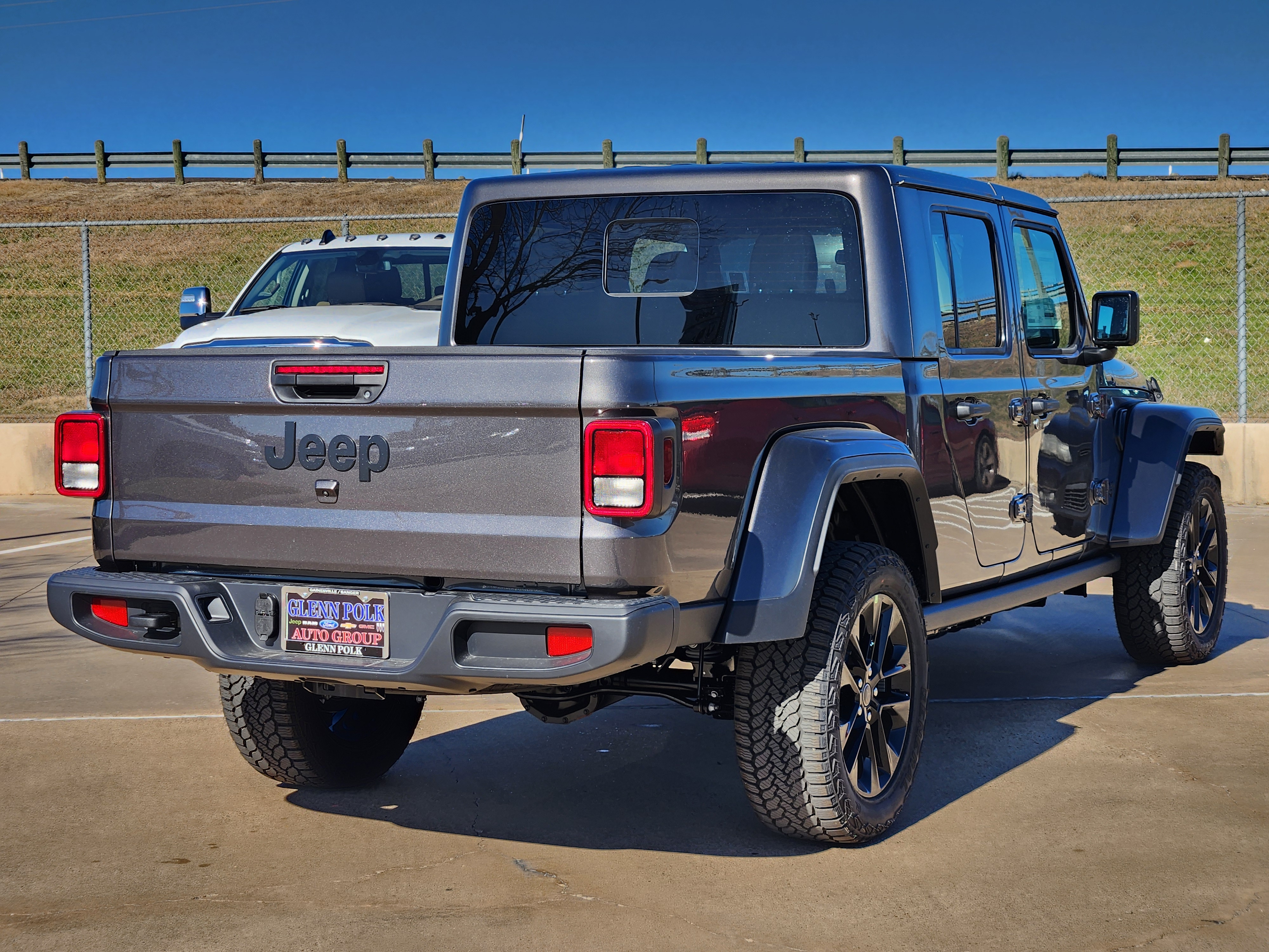 2025 Jeep Gladiator Nighthawk 5