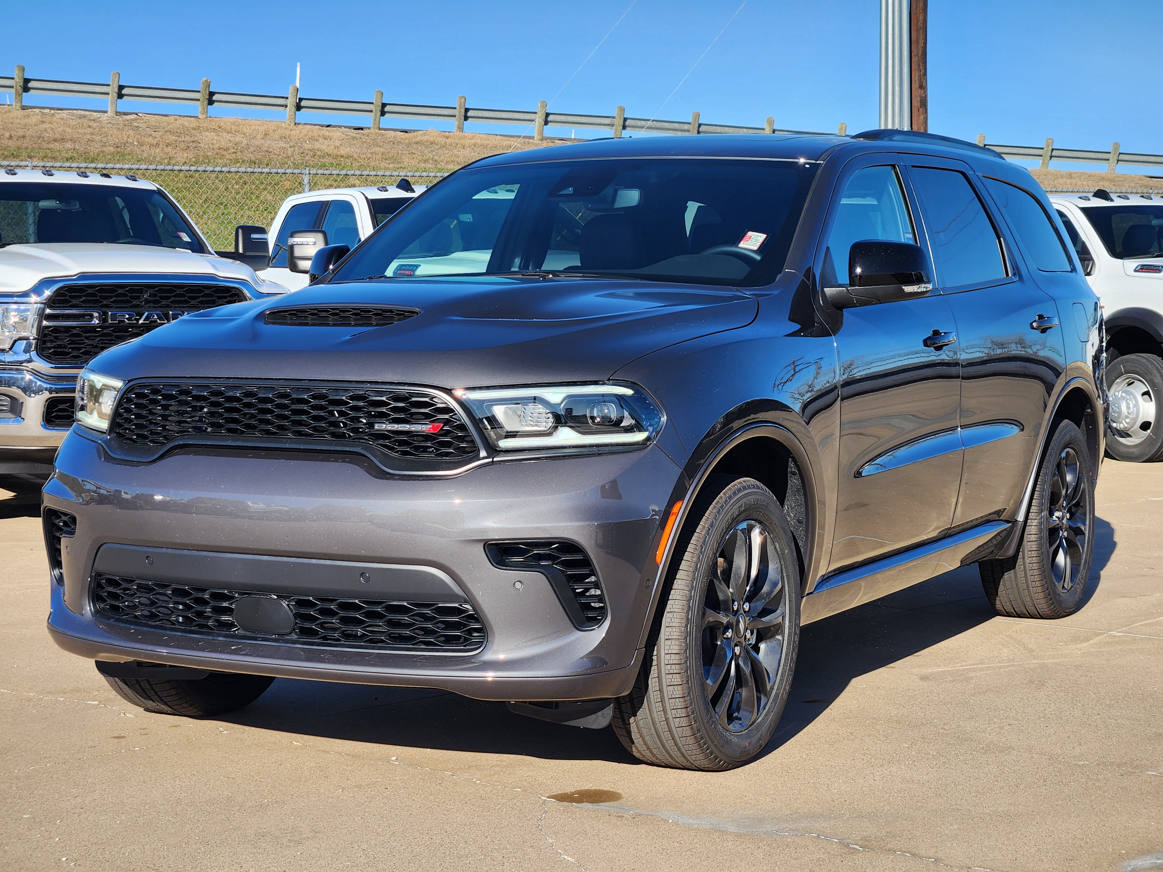 2025 Dodge Durango GT 2