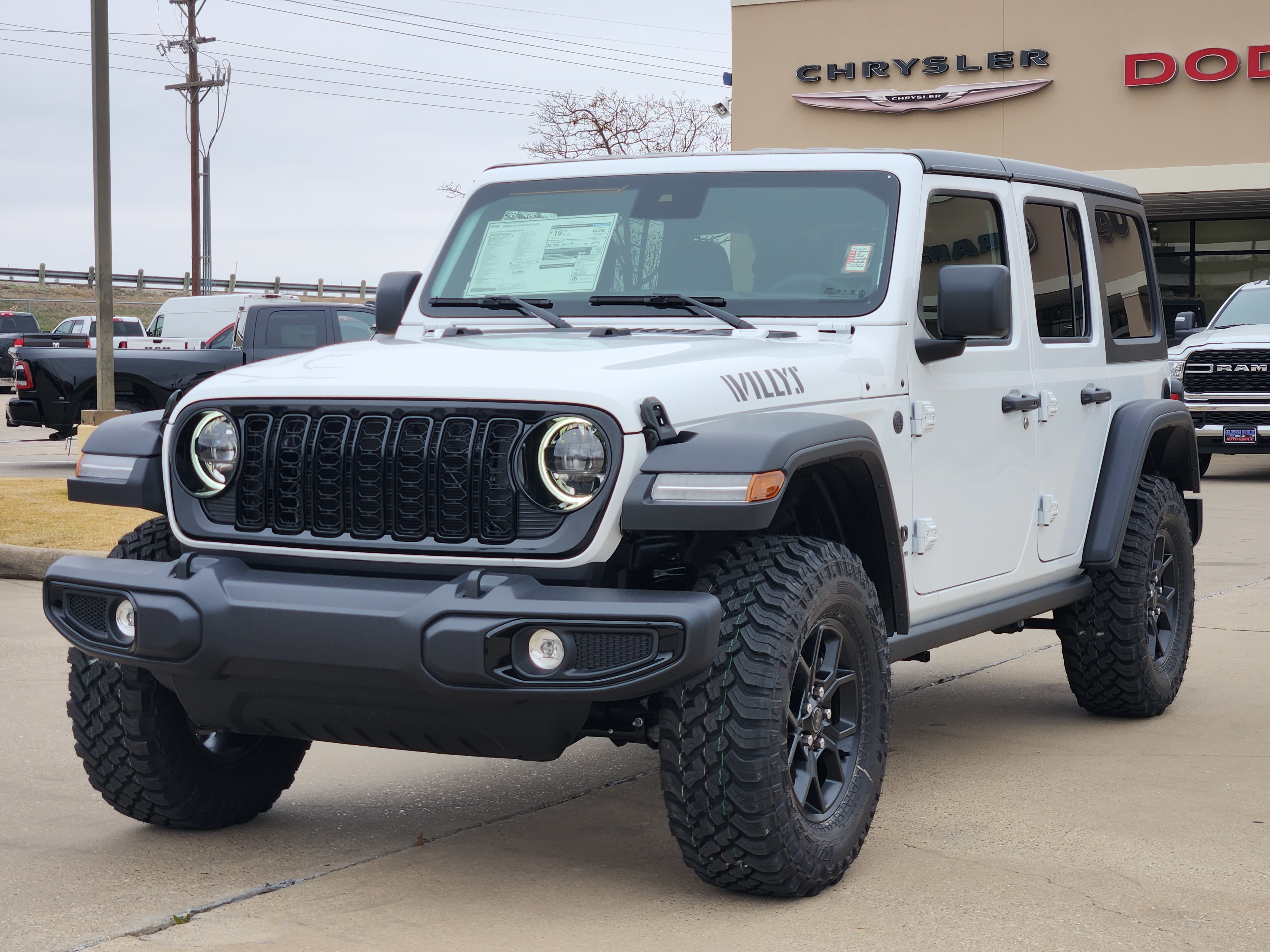 2025 Jeep Wrangler Willys 2