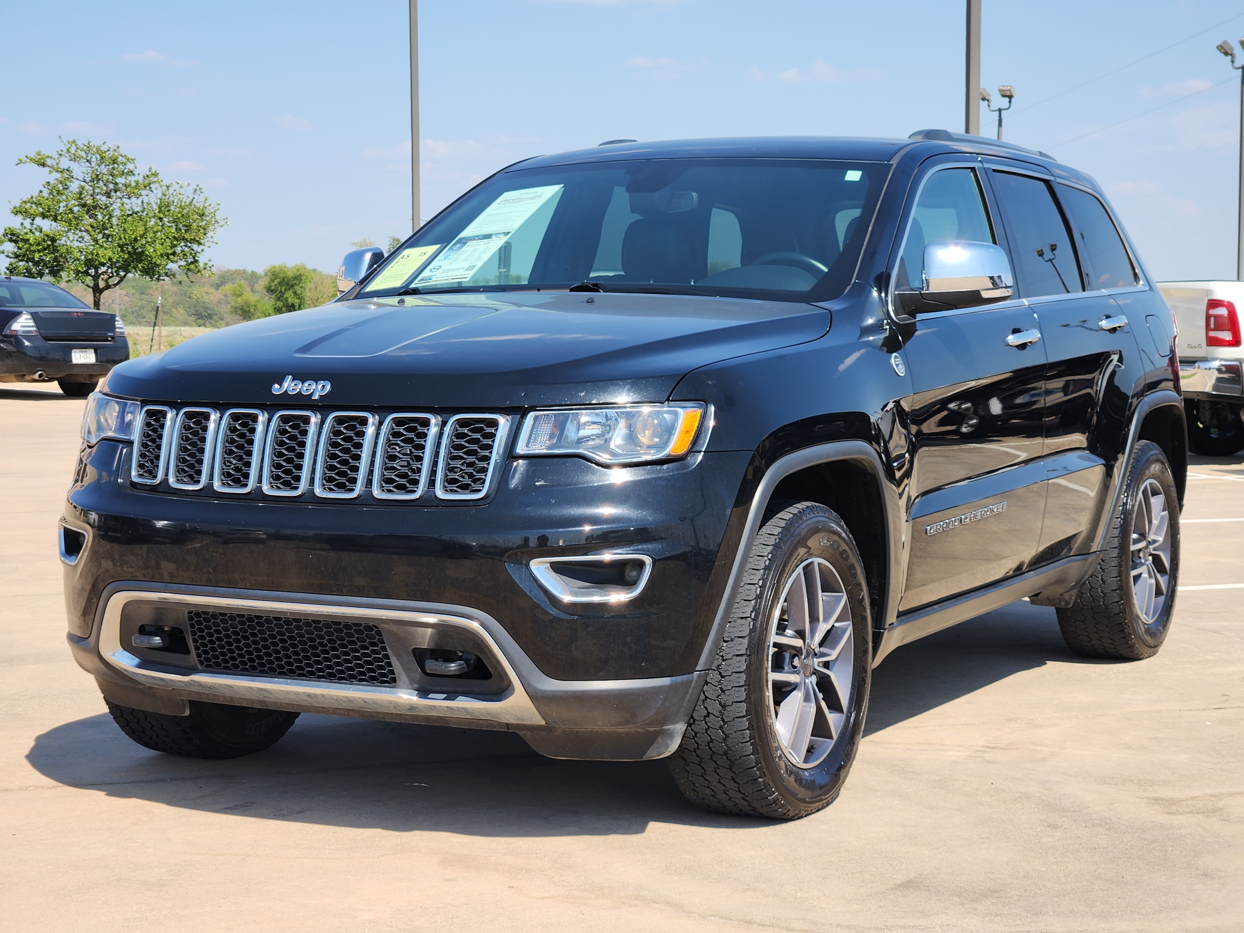 2019 Jeep Grand Cherokee Limited 3