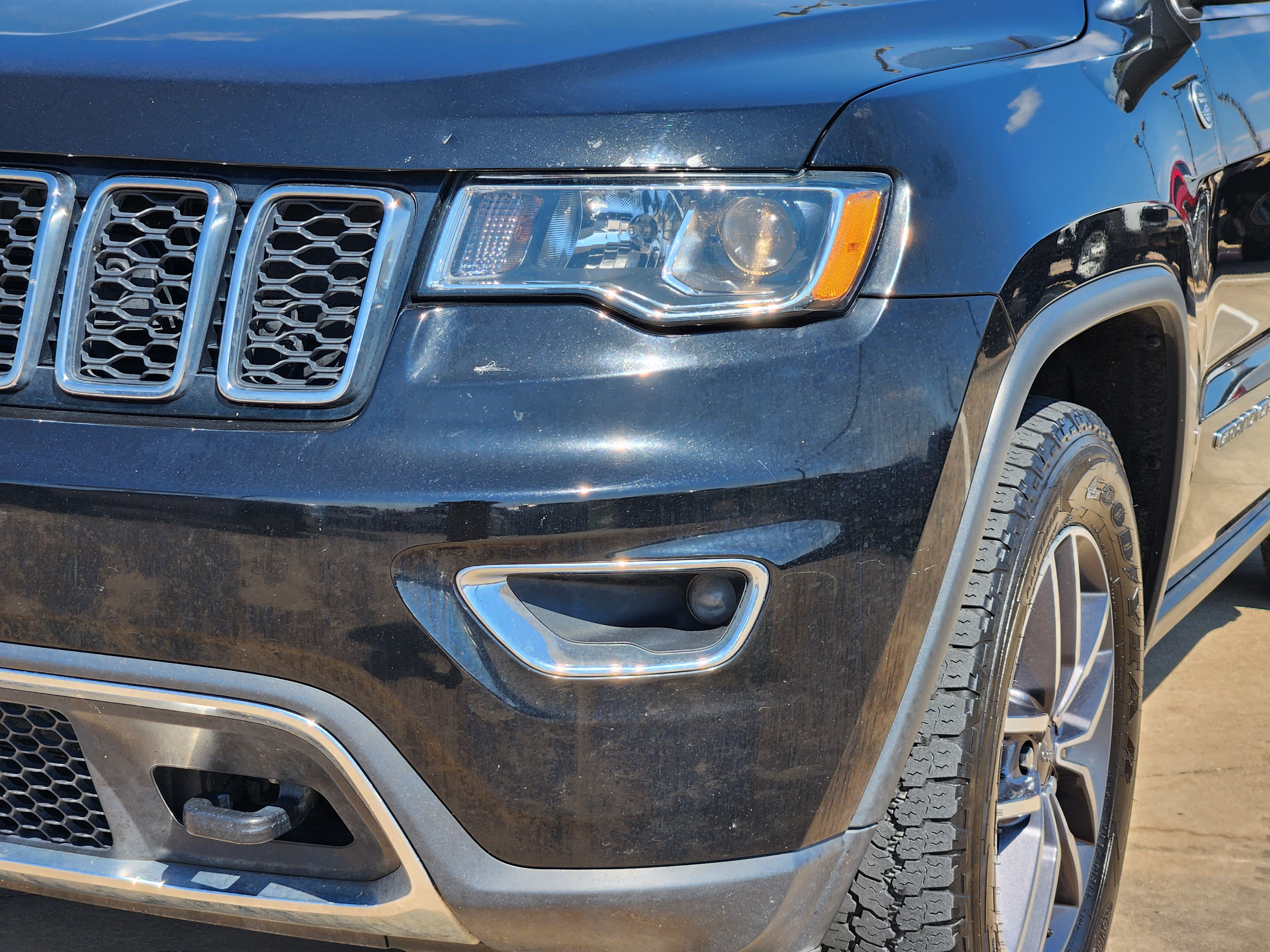 2019 Jeep Grand Cherokee Limited 9