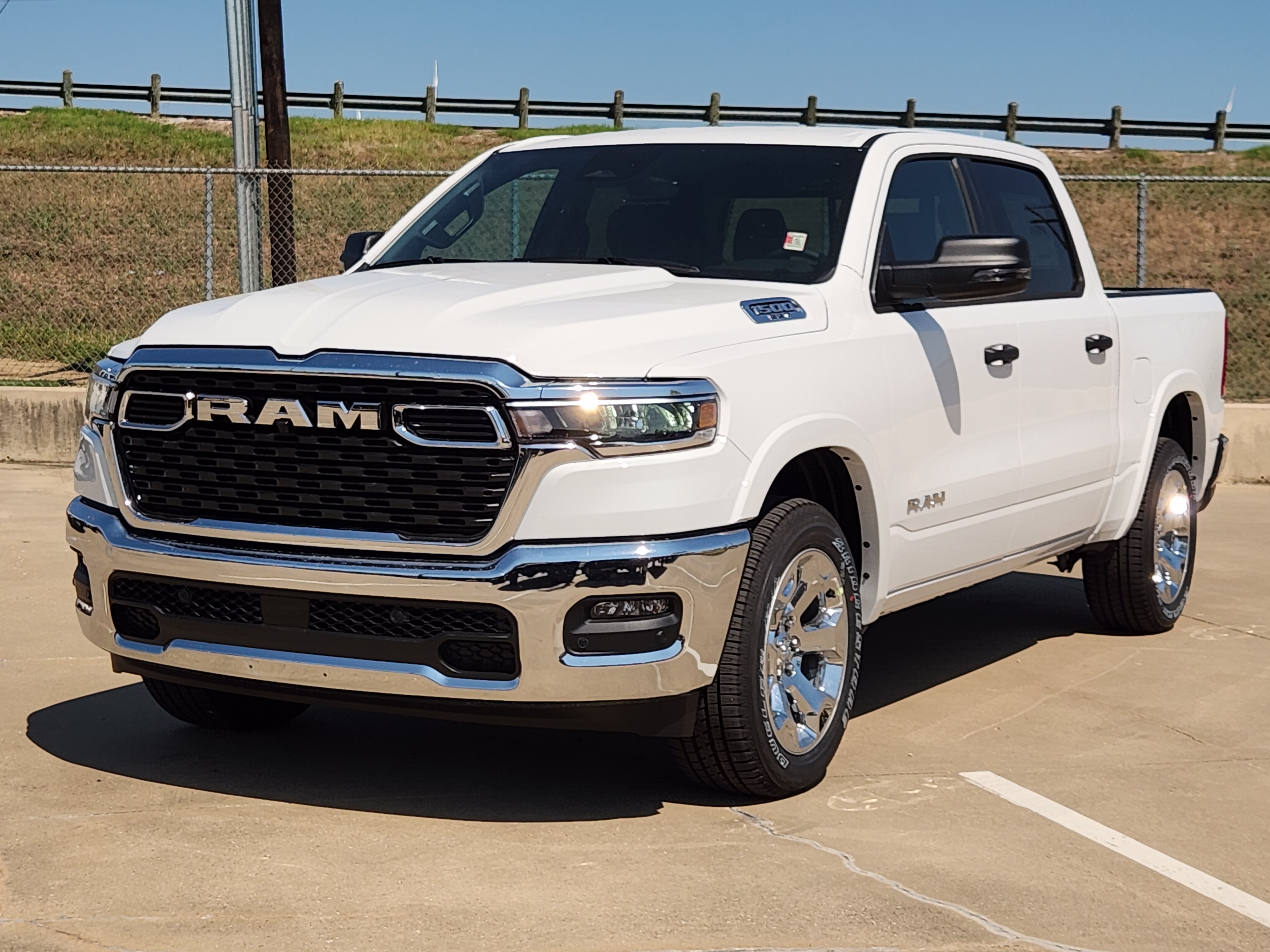 2025 Ram 1500 Big Horn/Lone Star 2