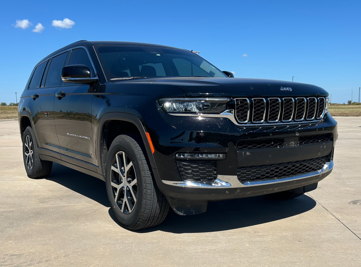 2023 Jeep Grand Cherokee L Limited 8