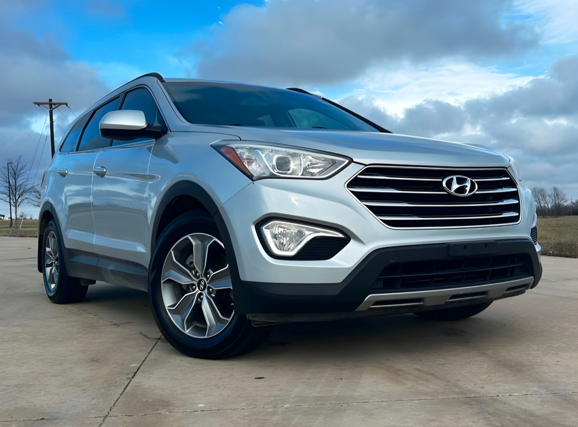 2015 Hyundai Santa Fe GLS 2