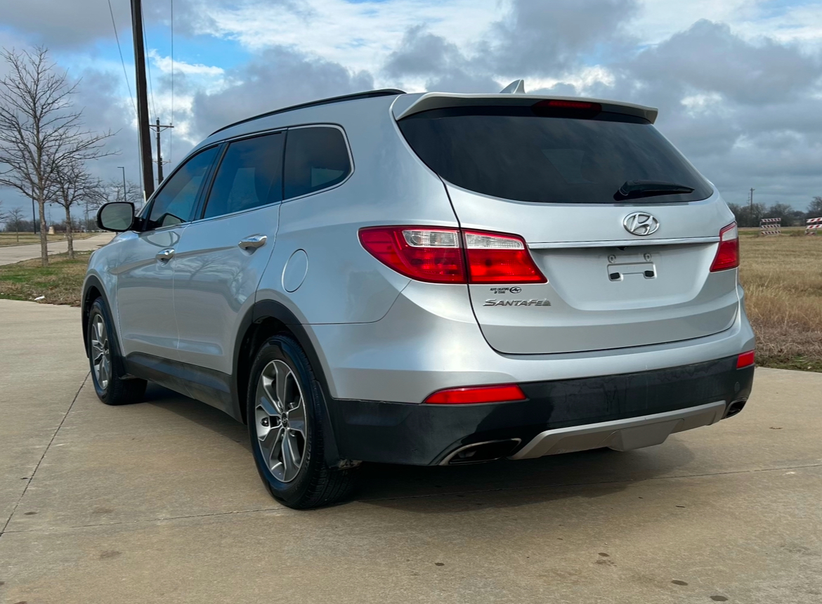 2015 Hyundai Santa Fe GLS 6