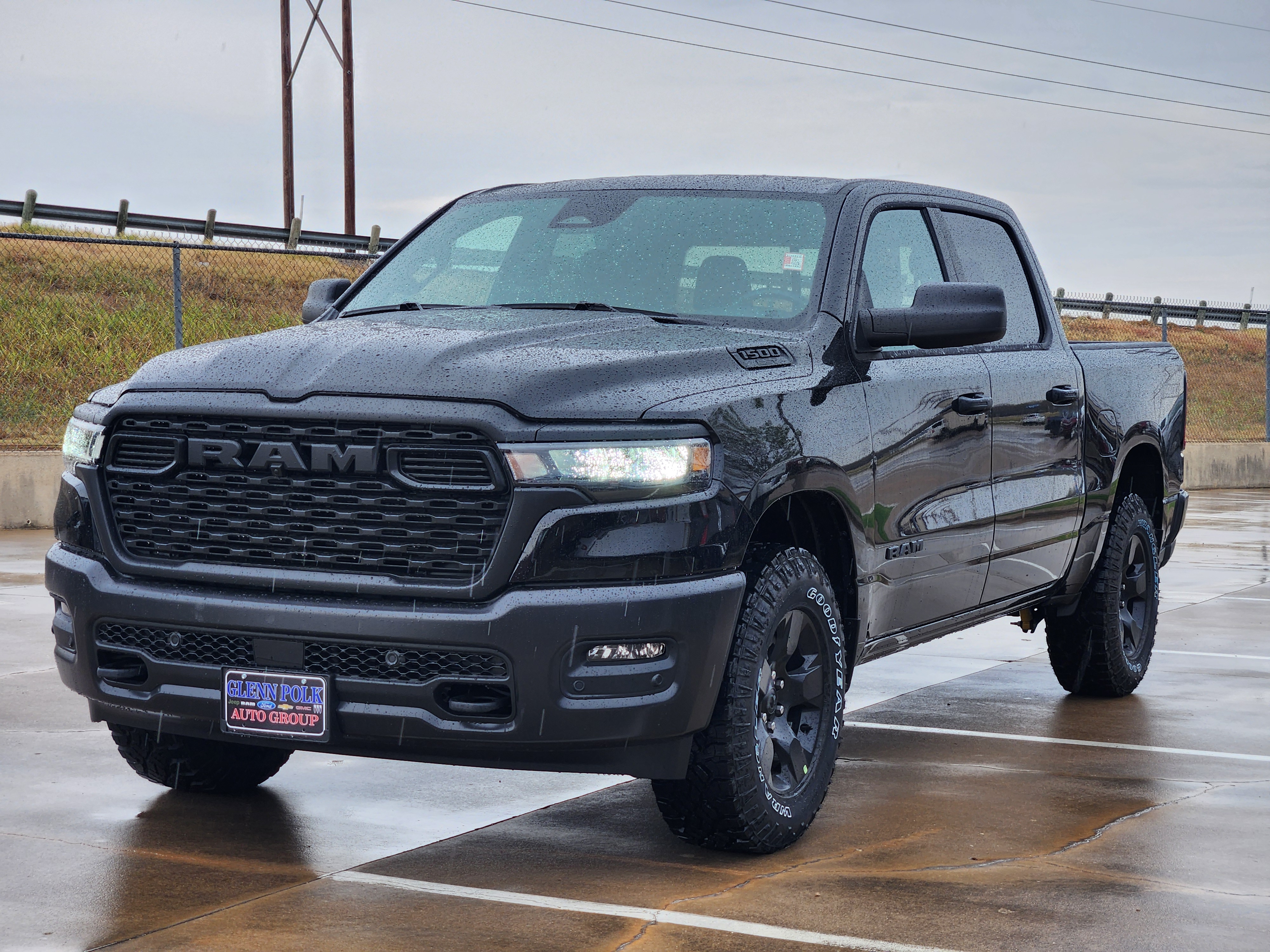 2025 Ram 1500 Warlock 2