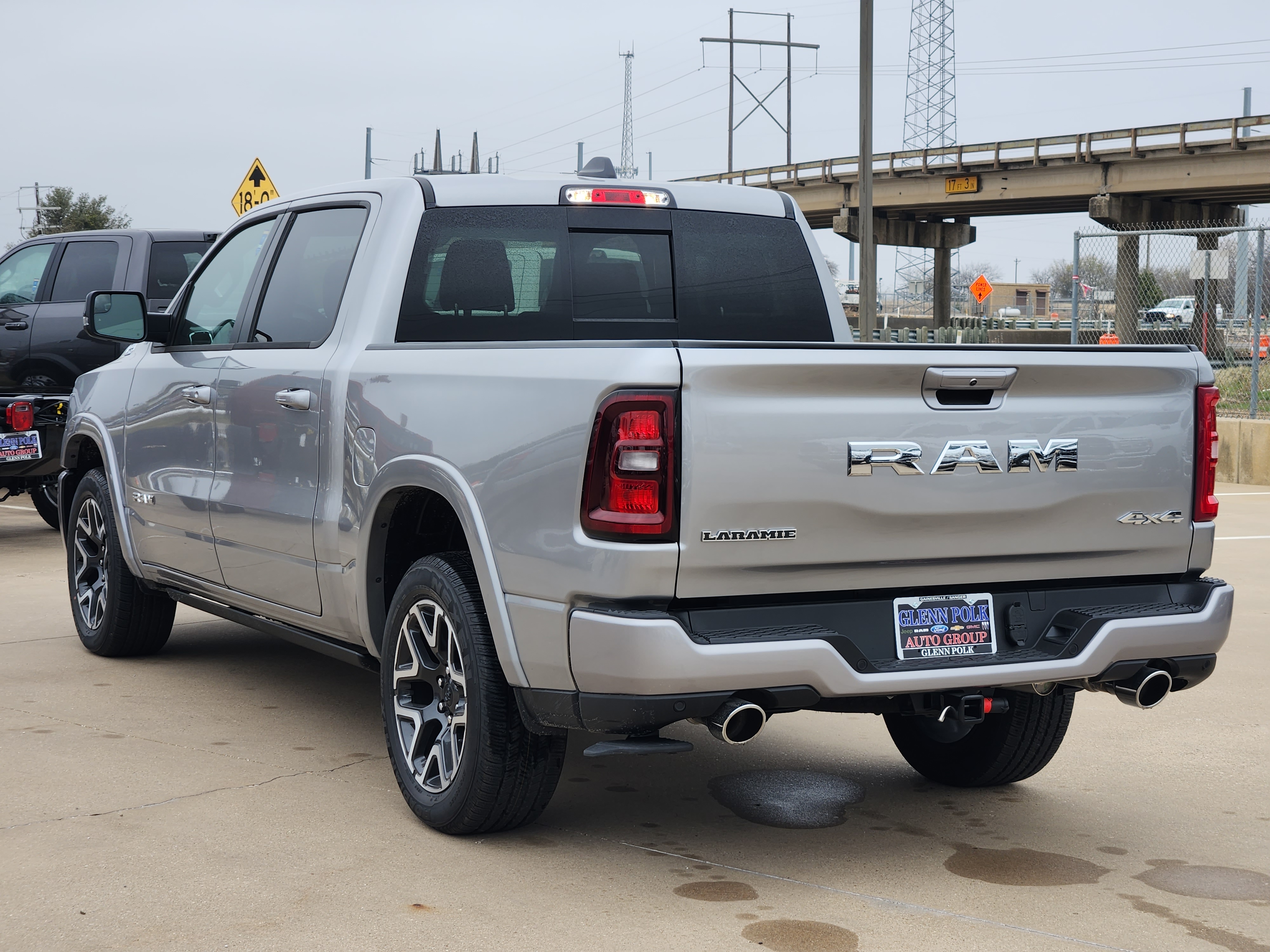 2025 Ram 1500 Laramie 4