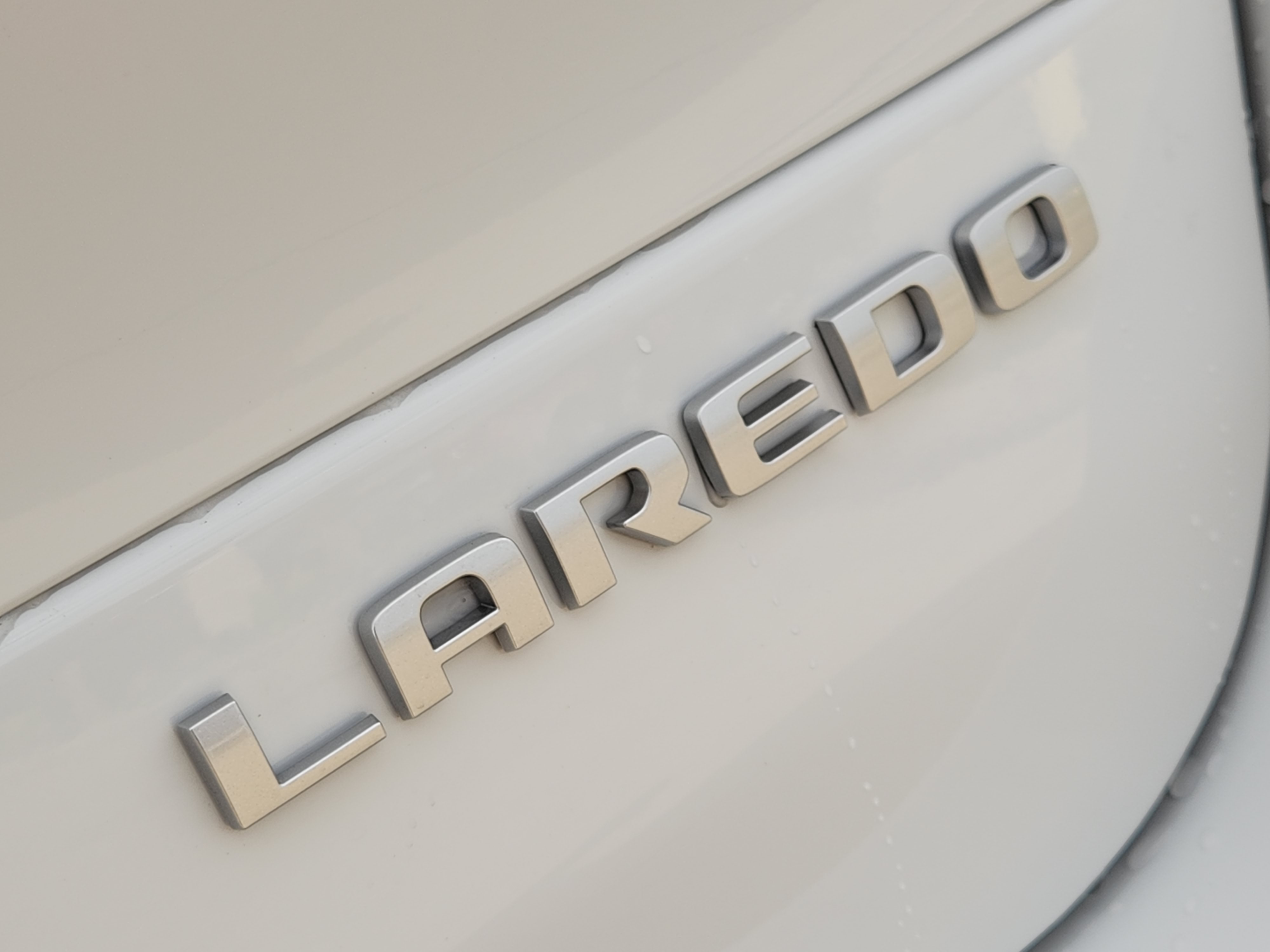 2025 Jeep Grand Cherokee L Laredo 9