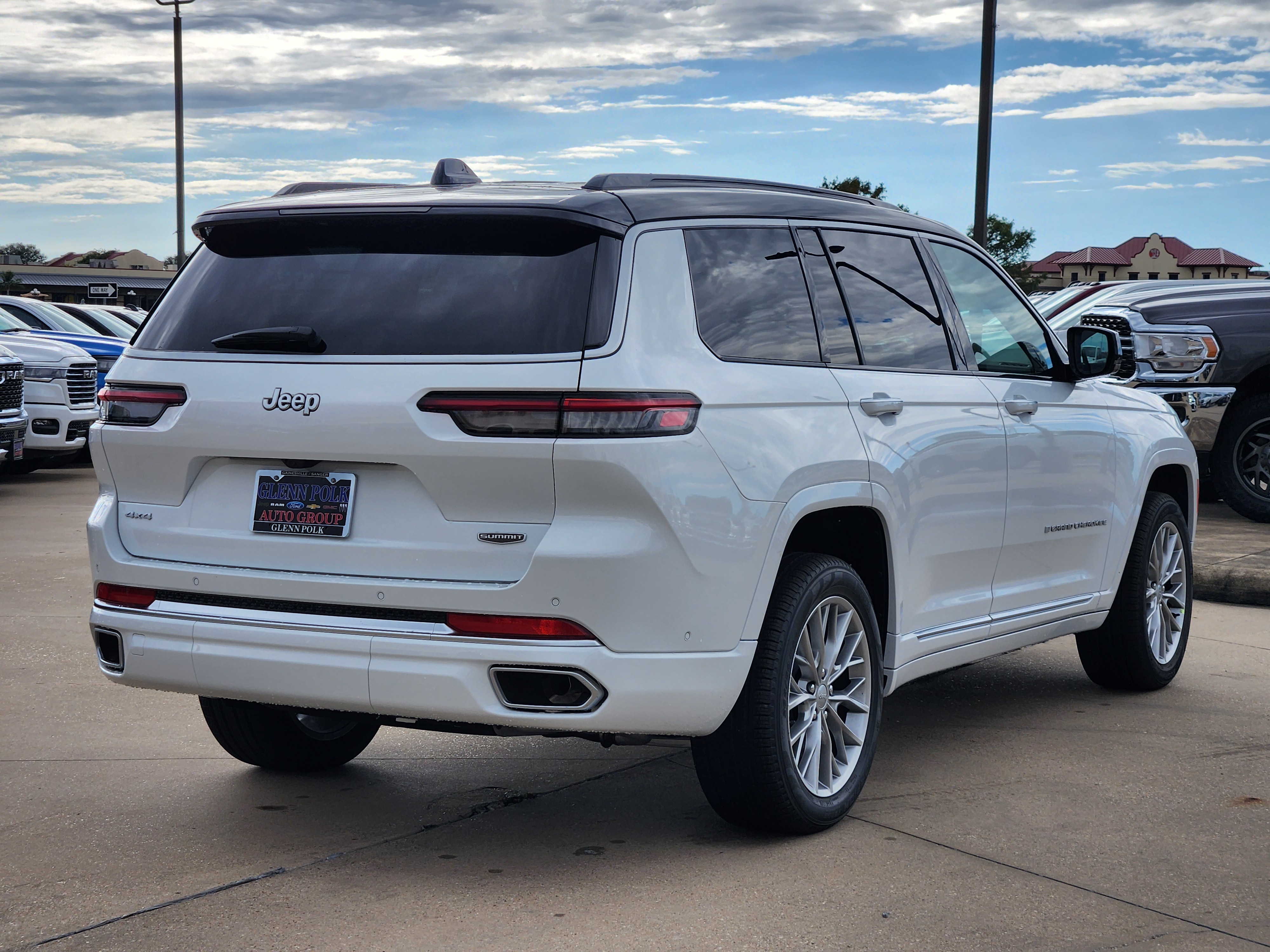 2025 Jeep Grand Cherokee L Summit 5