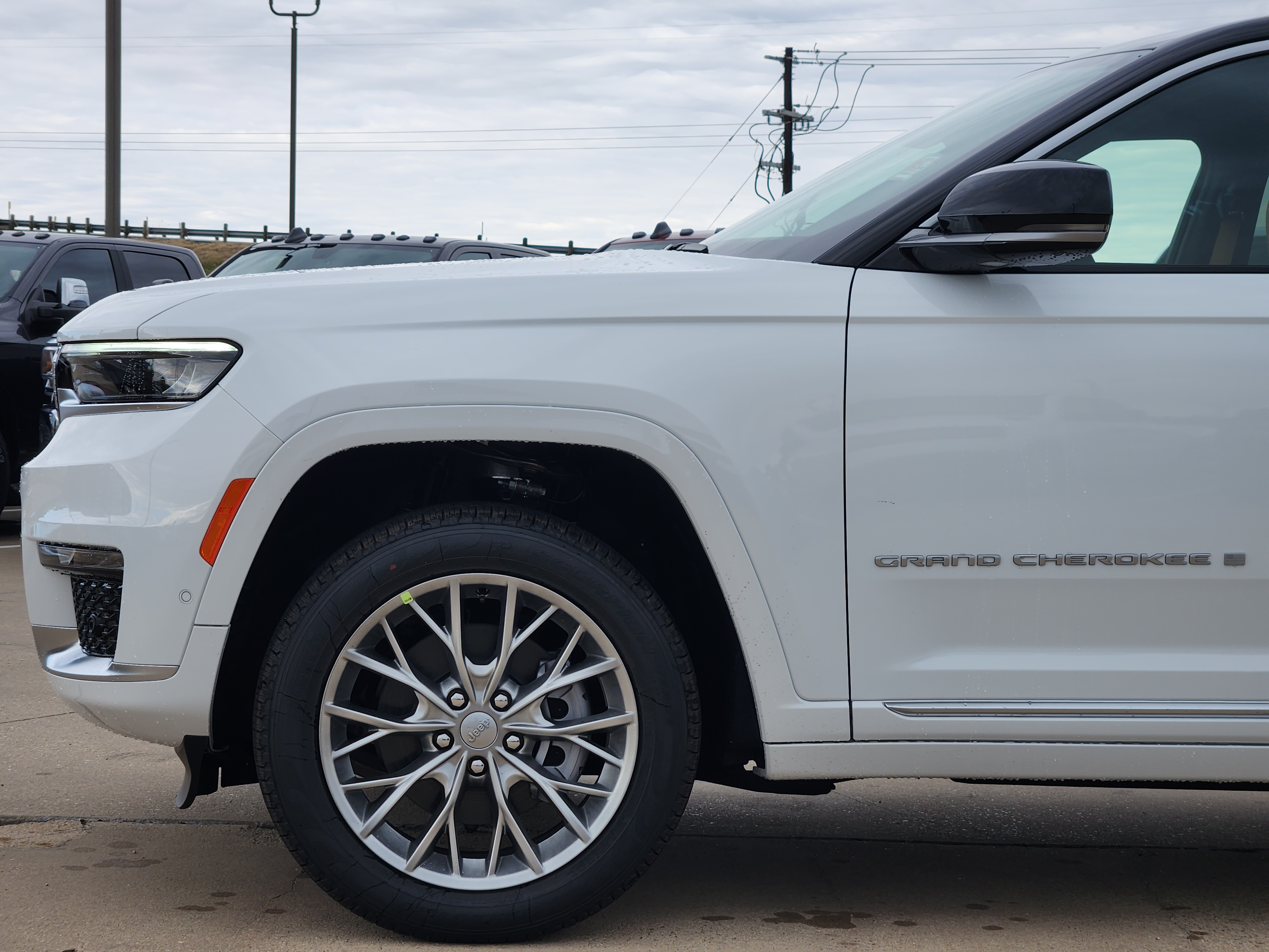 2025 Jeep Grand Cherokee L Summit 6