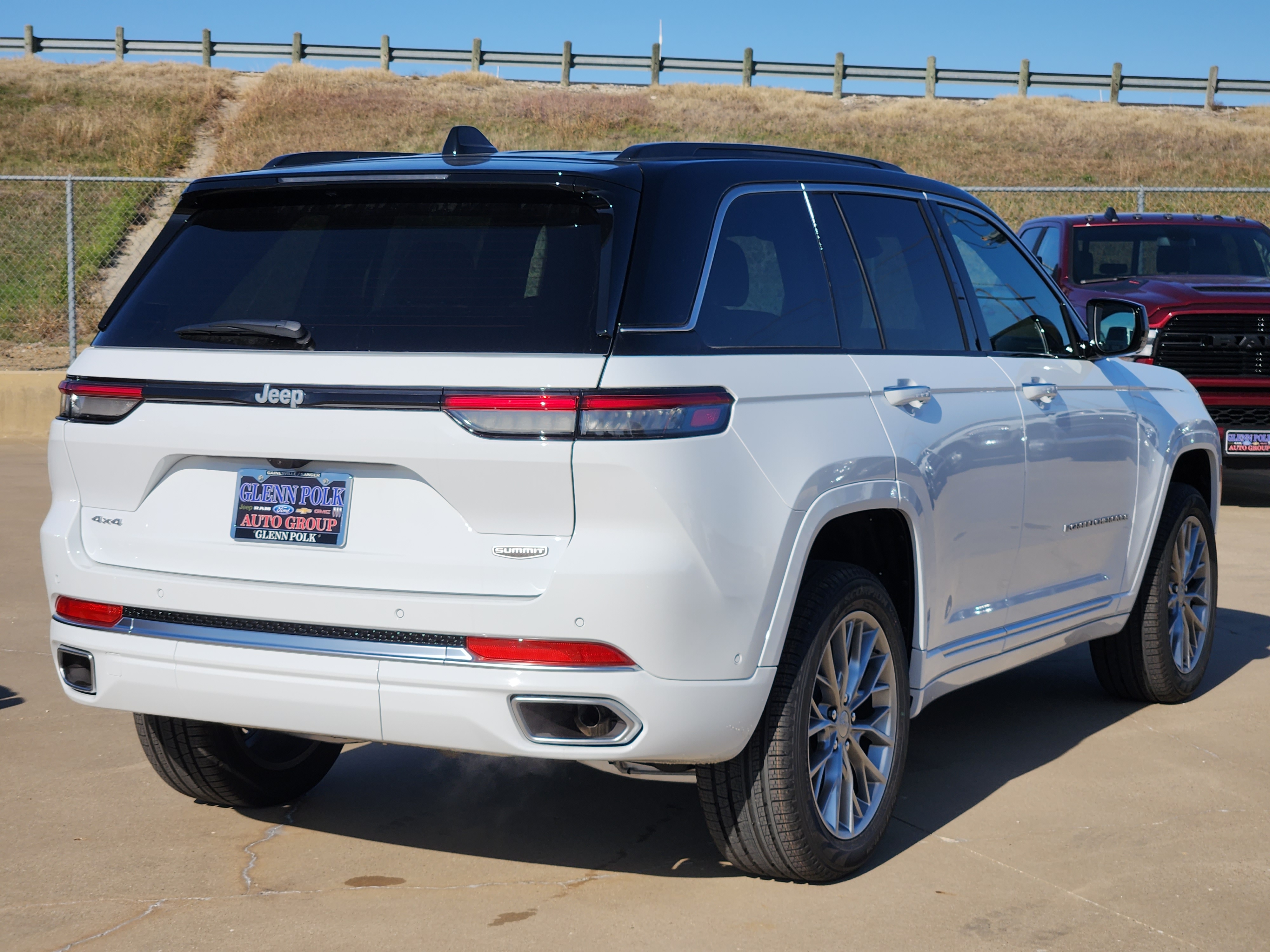 2025 Jeep Grand Cherokee Summit 5