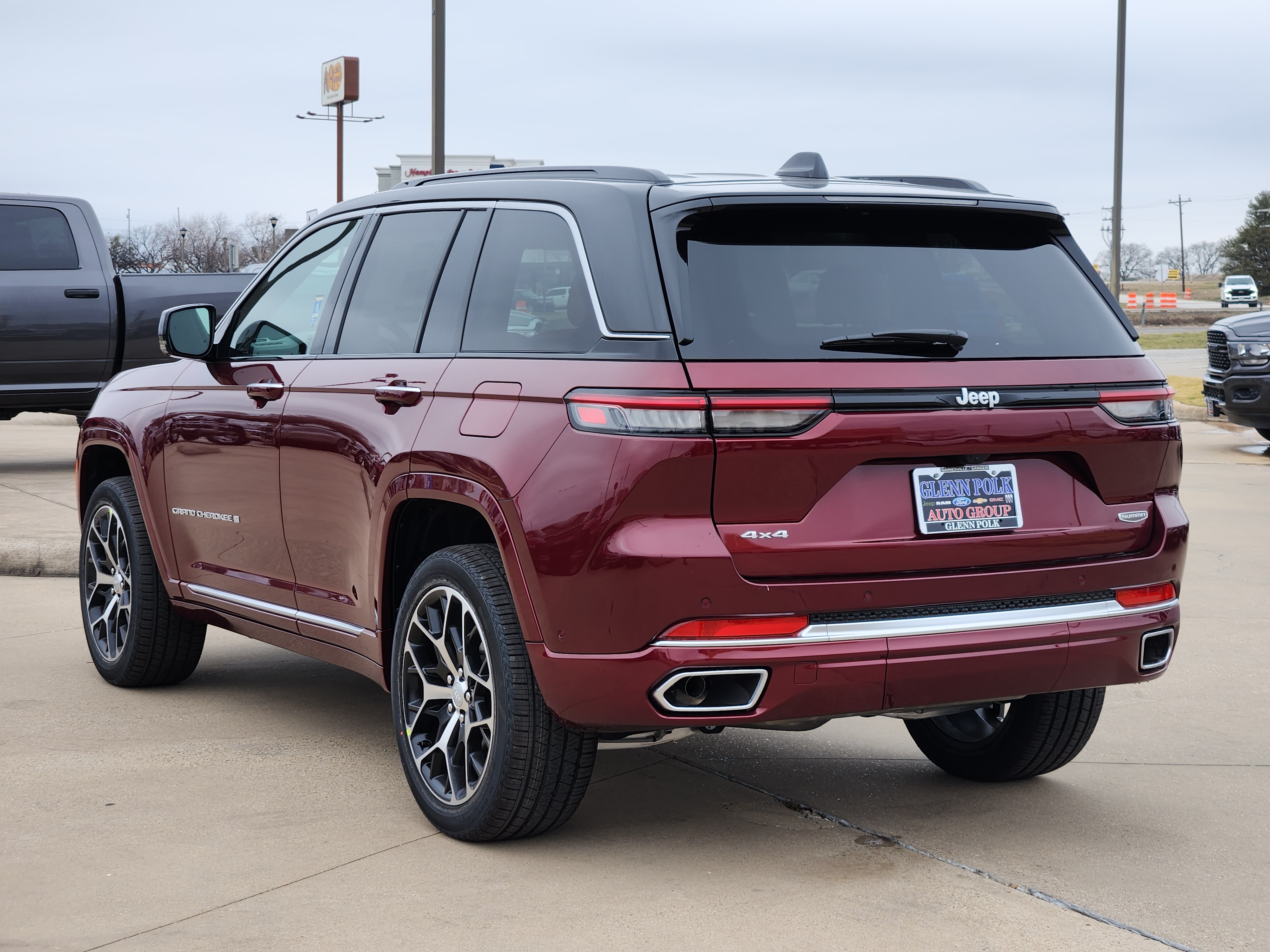 2025 Jeep Grand Cherokee Summit 4