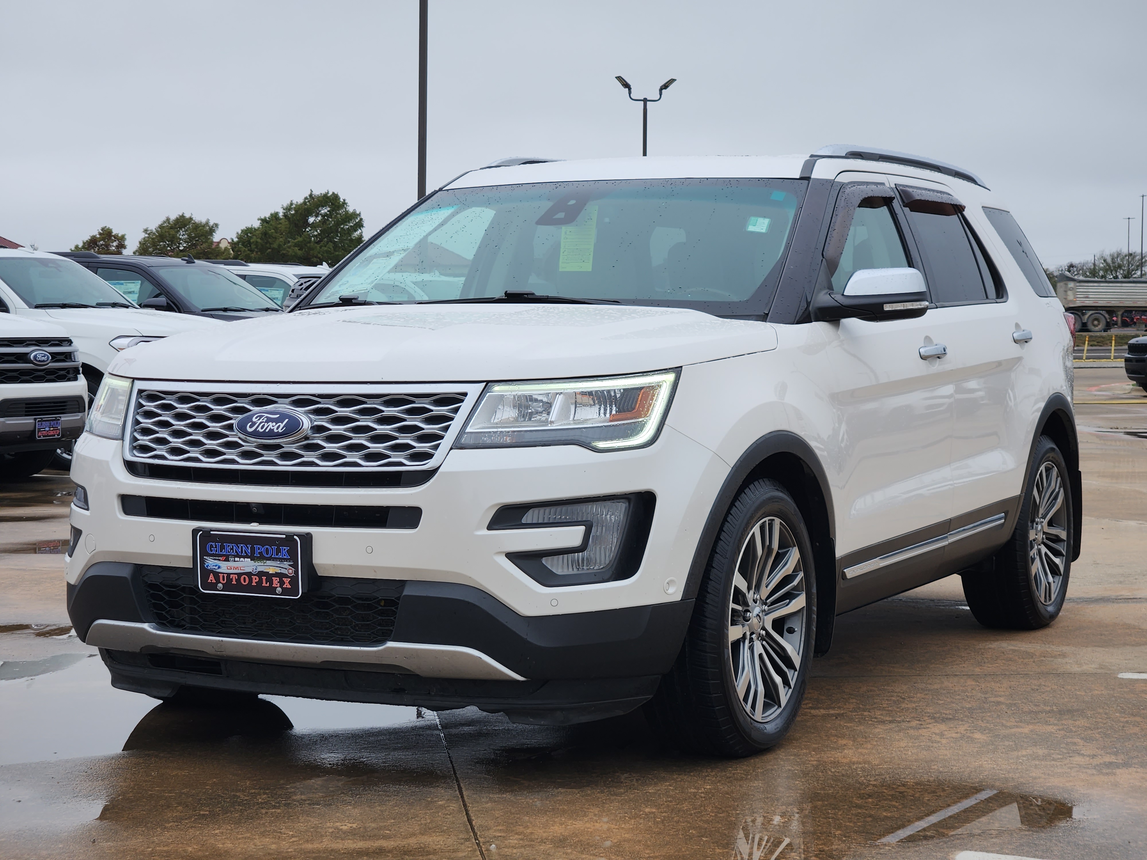 2017 Ford Explorer Platinum 3