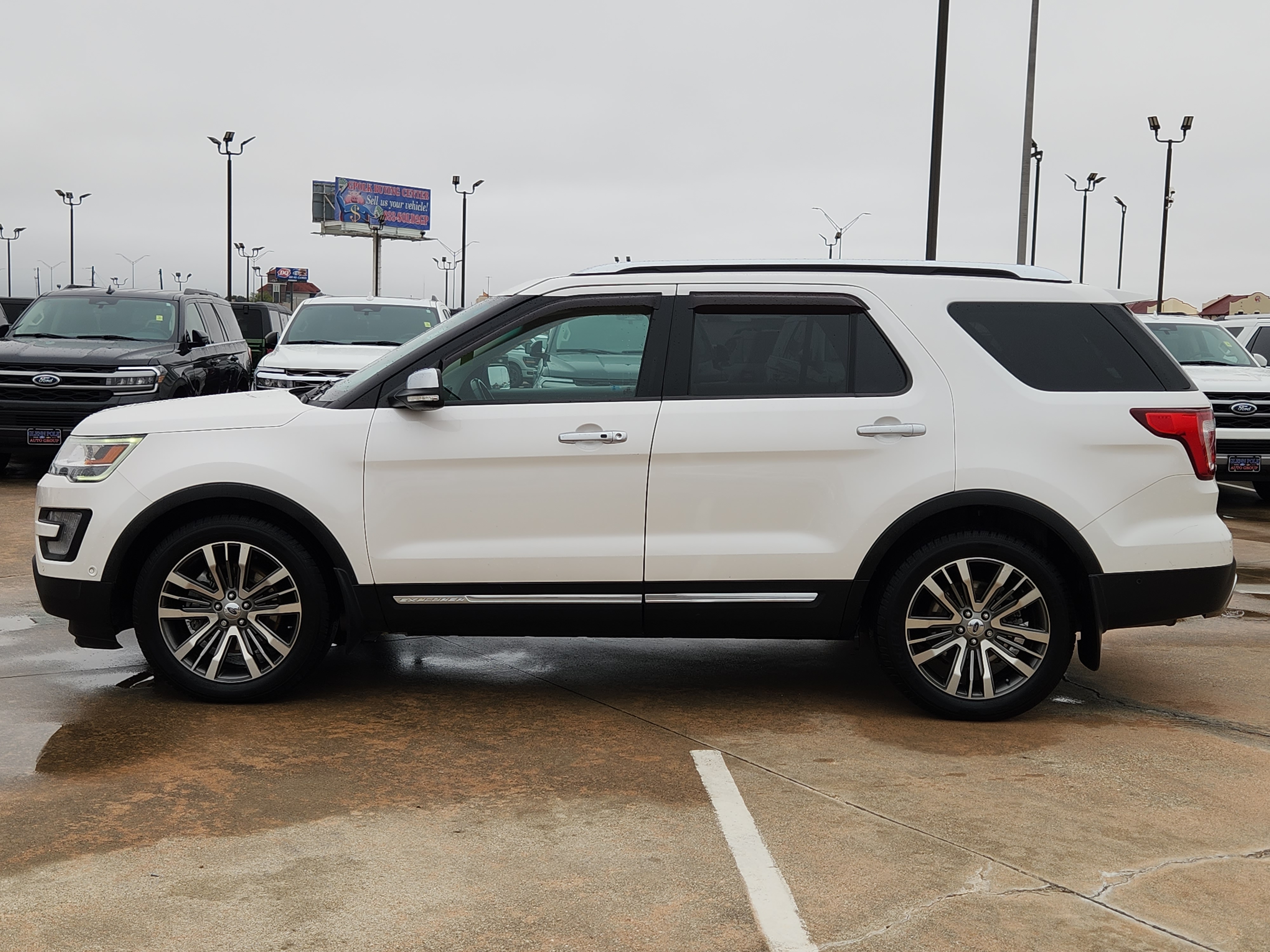 2017 Ford Explorer Platinum 4