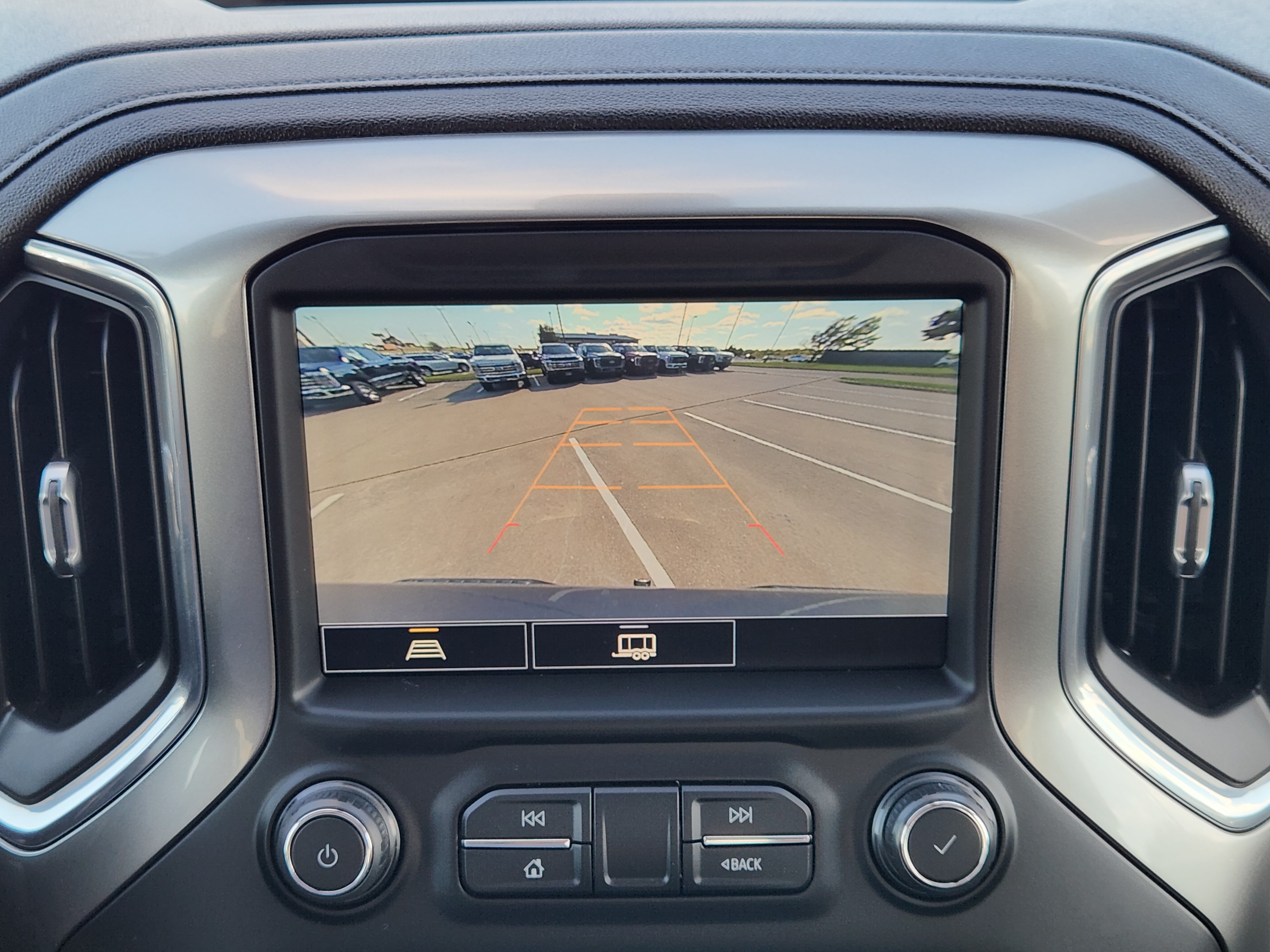 2021 Chevrolet Silverado 1500 LT 19