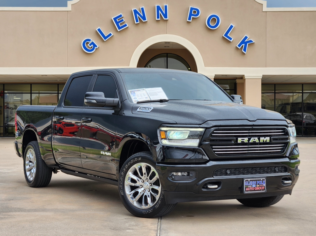 2023 Ram 1500 Laramie 1