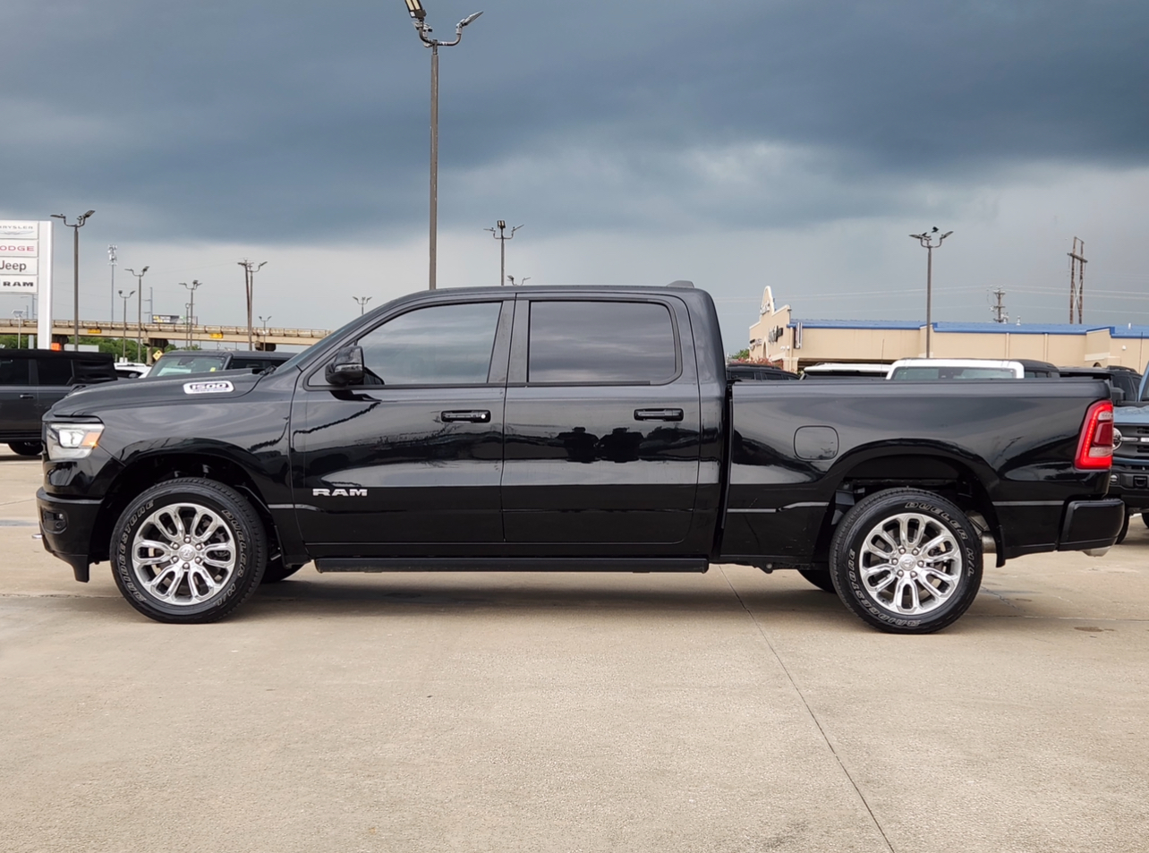 2023 Ram 1500 Laramie 4