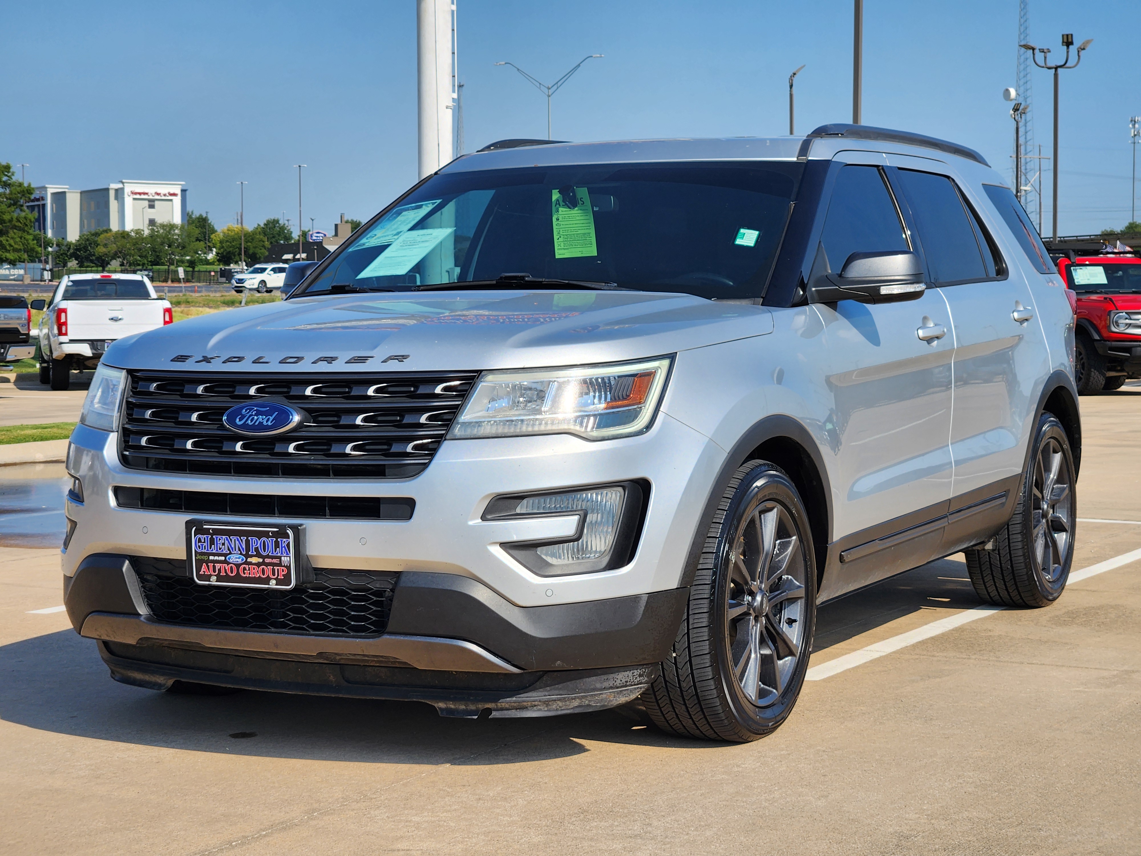 2017 Ford Explorer XLT 3