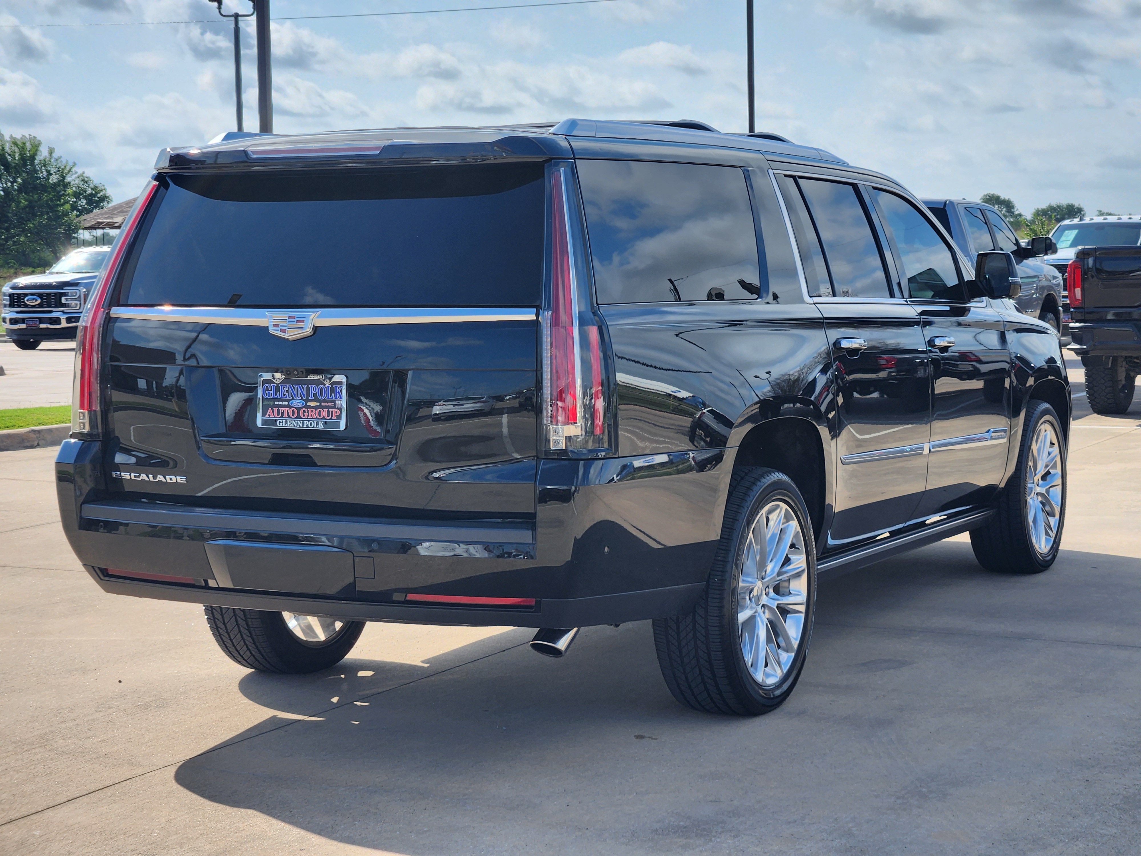 2017 Cadillac Escalade ESV Premium 7