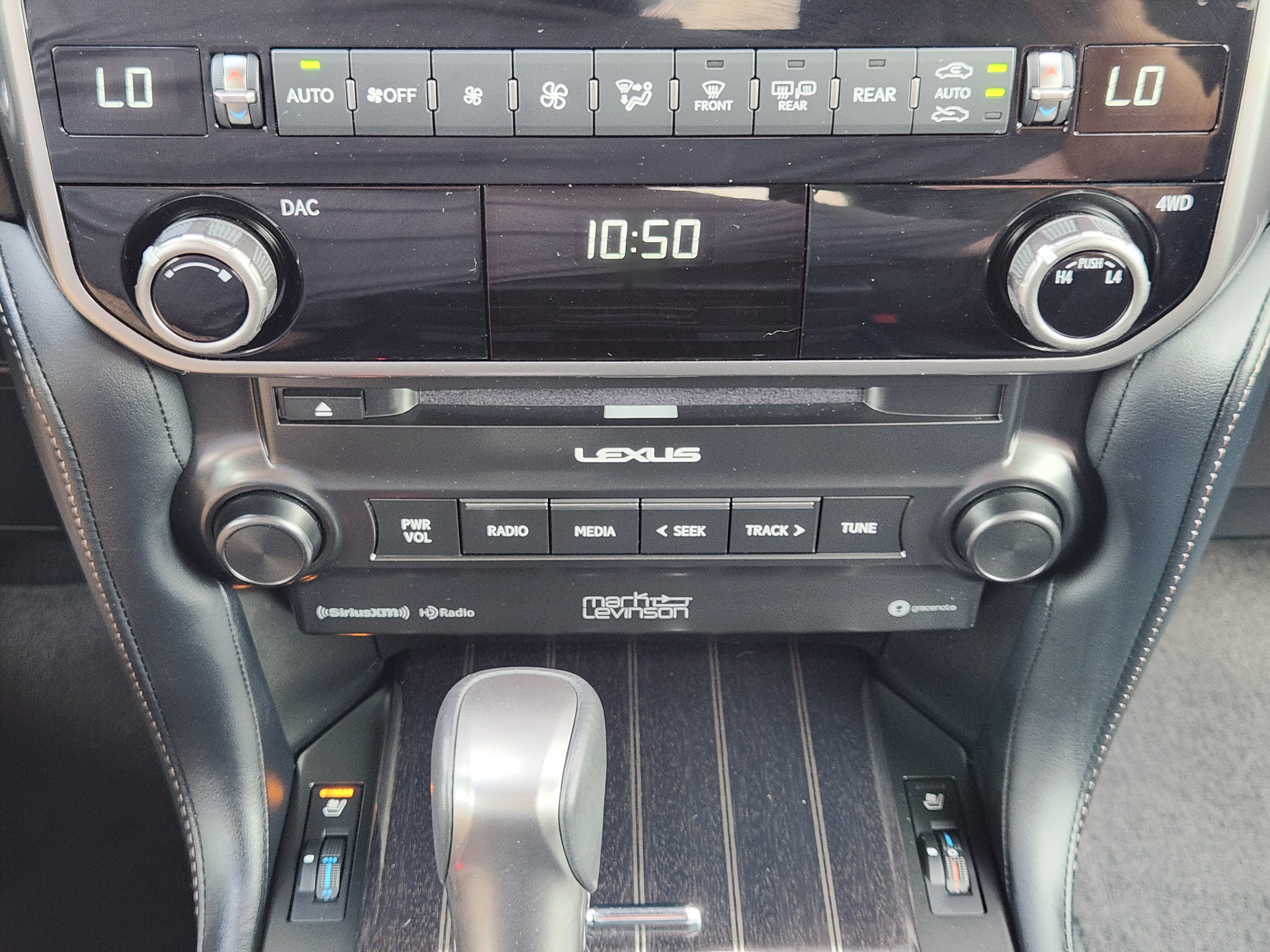 2023 Lexus GX 460 18