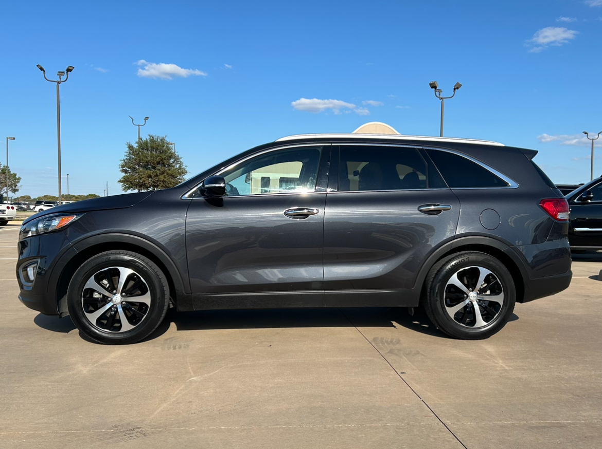 2017 Kia Sorento EX 8