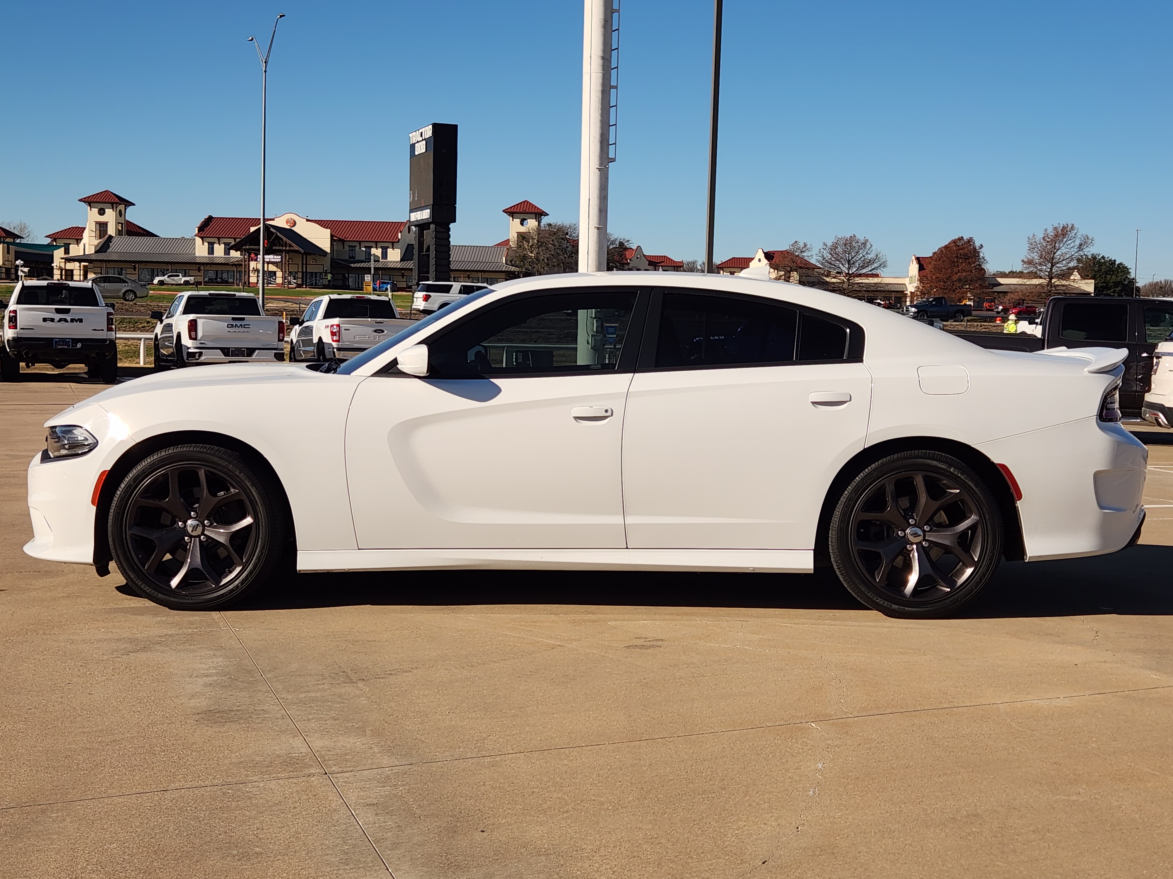 2019 Dodge Charger GT 4