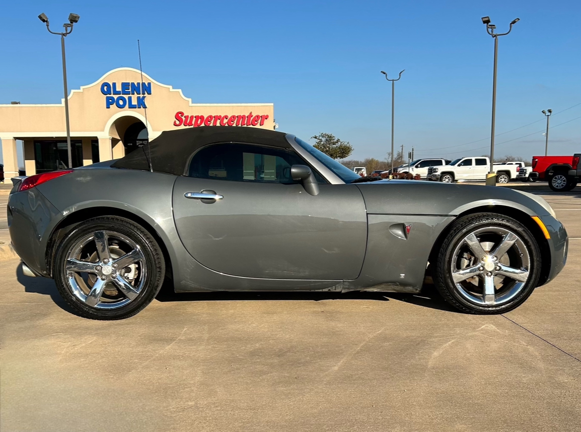 2008 Pontiac Solstice Base 2