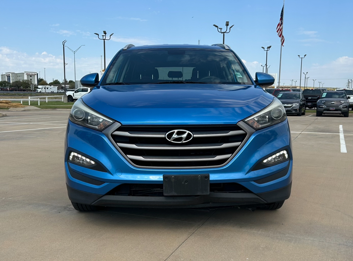 2016 Hyundai Tucson SE 2