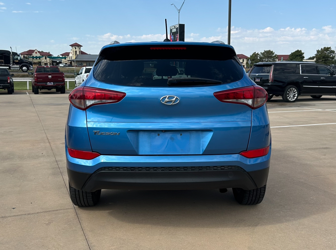 2016 Hyundai Tucson SE 6