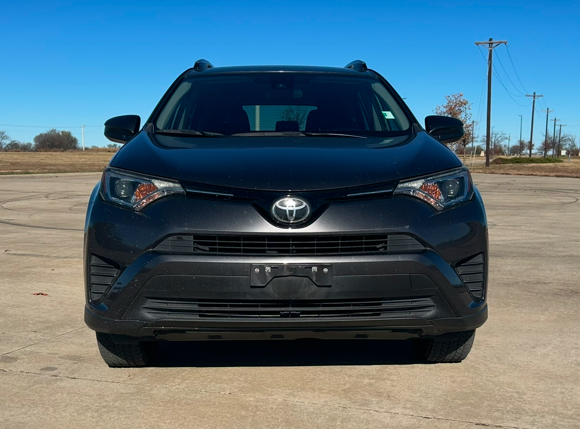 2018 Toyota RAV4 LE 3