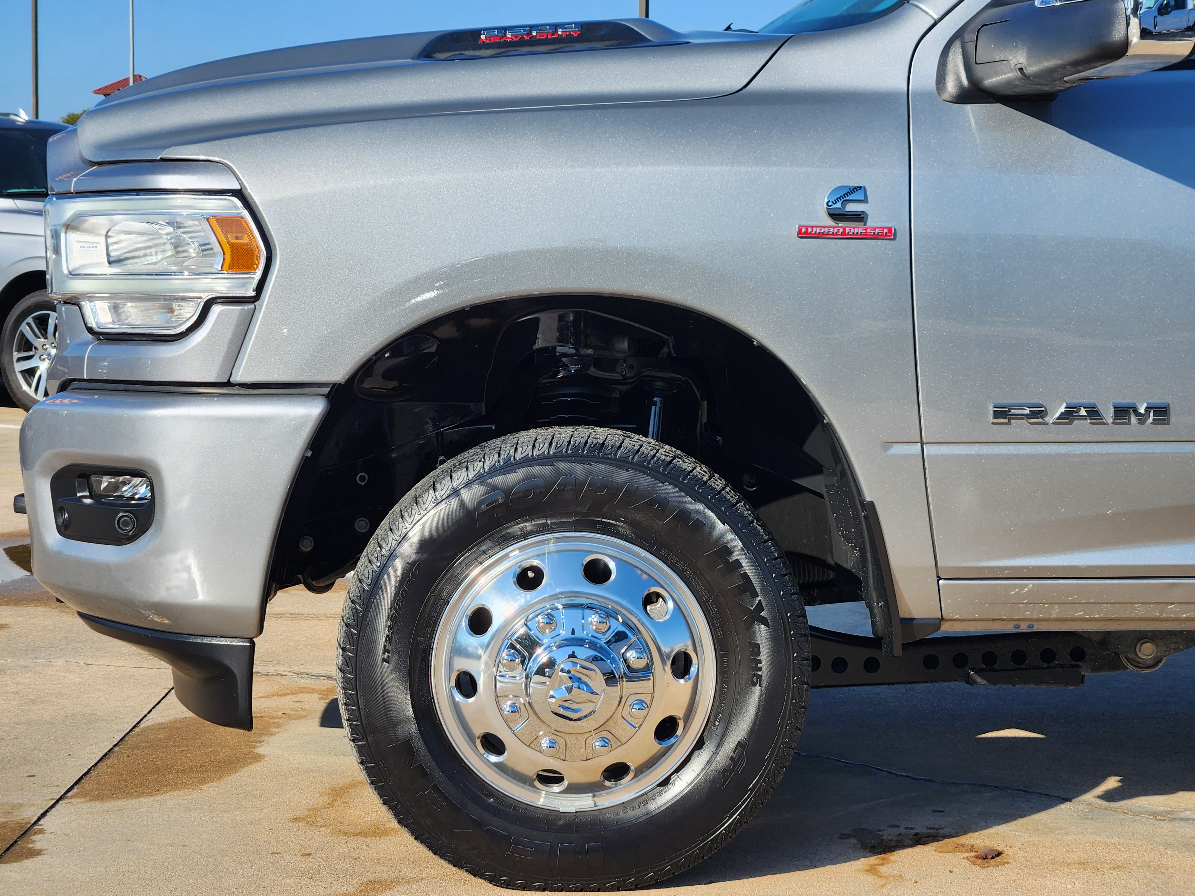 2023 Ram 3500 Laramie 8