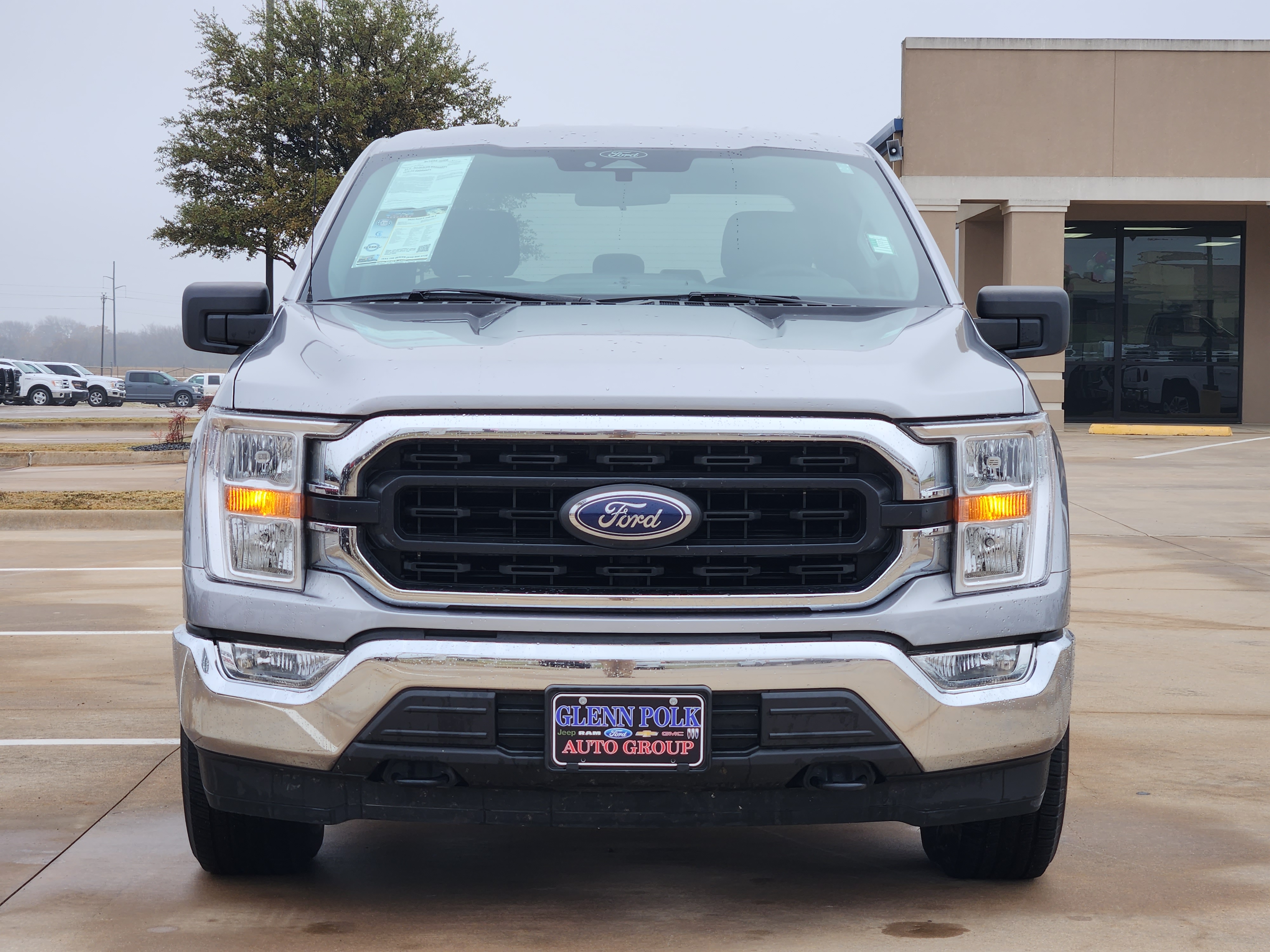 2021 Ford F-150 XLT 2