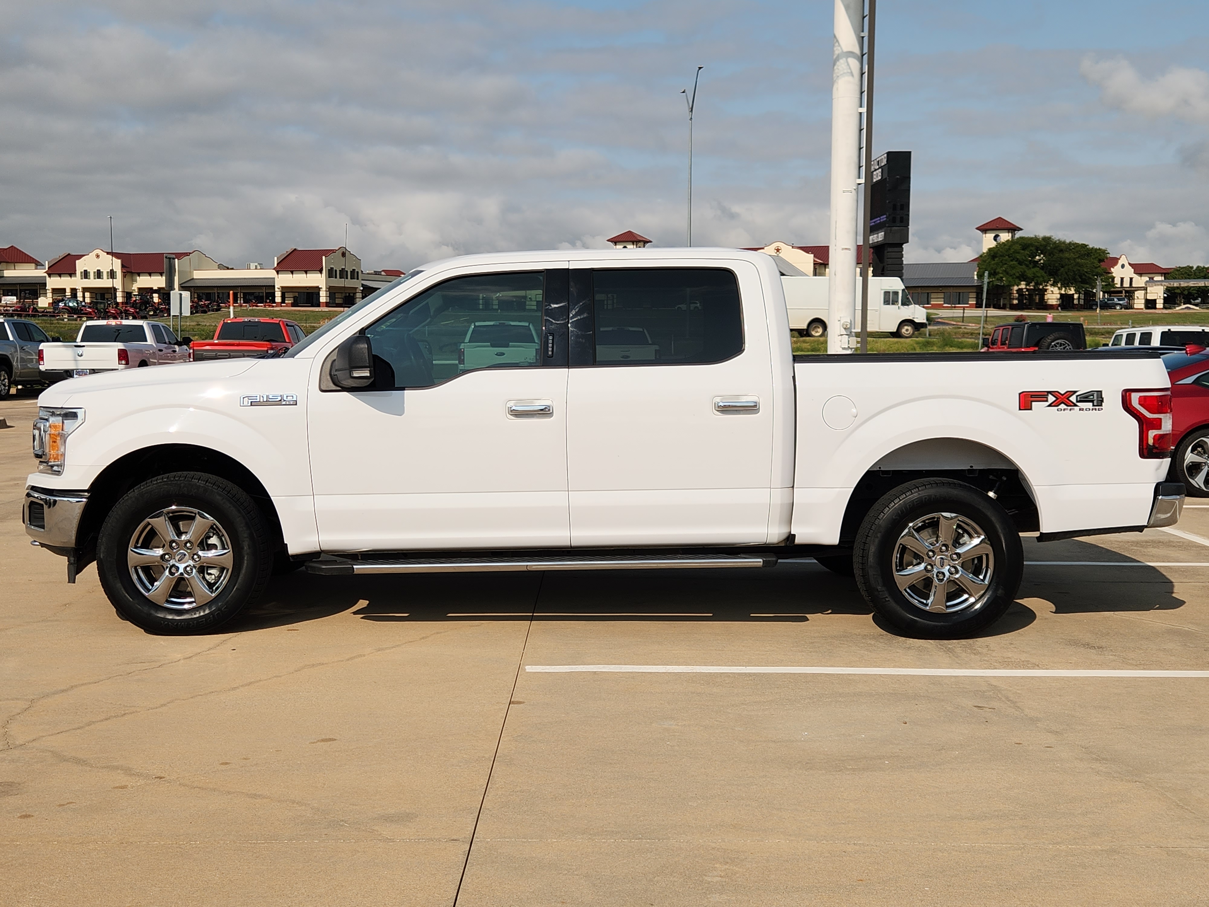 2020 Ford F-150 XLT 4