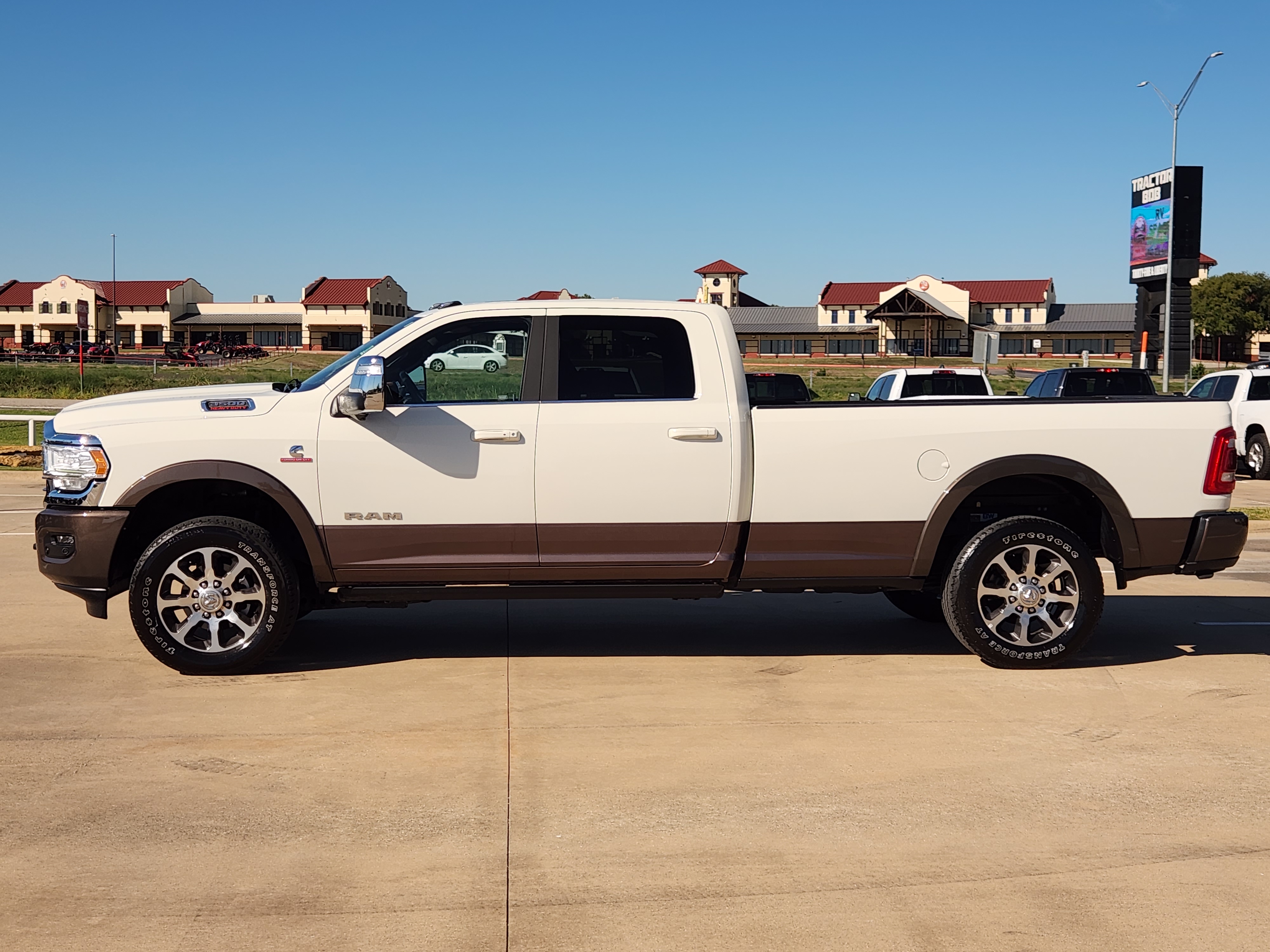 2024 Ram 3500 Laramie Longhorn 4