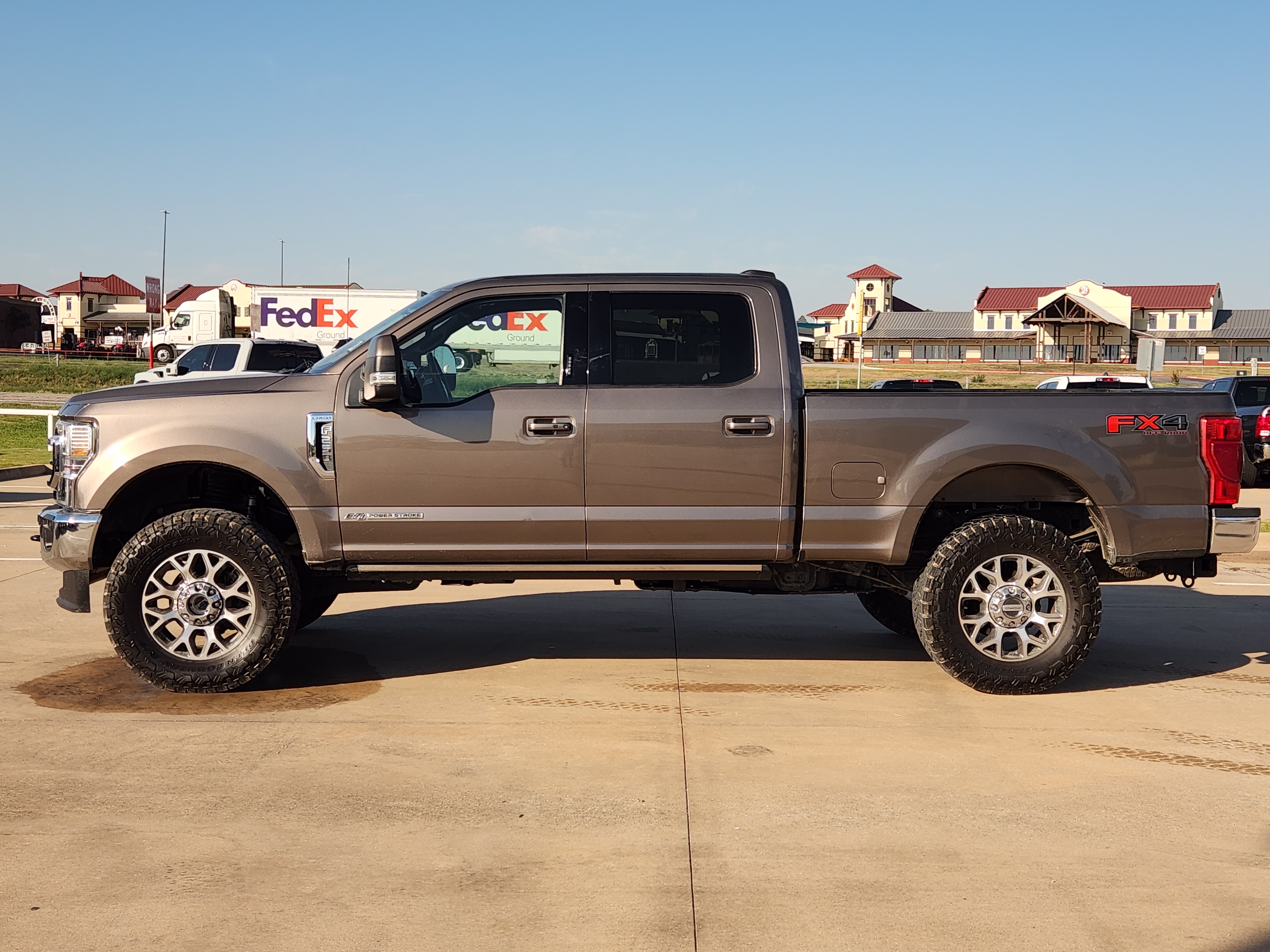 2022 Ford F-250SD Lariat 4