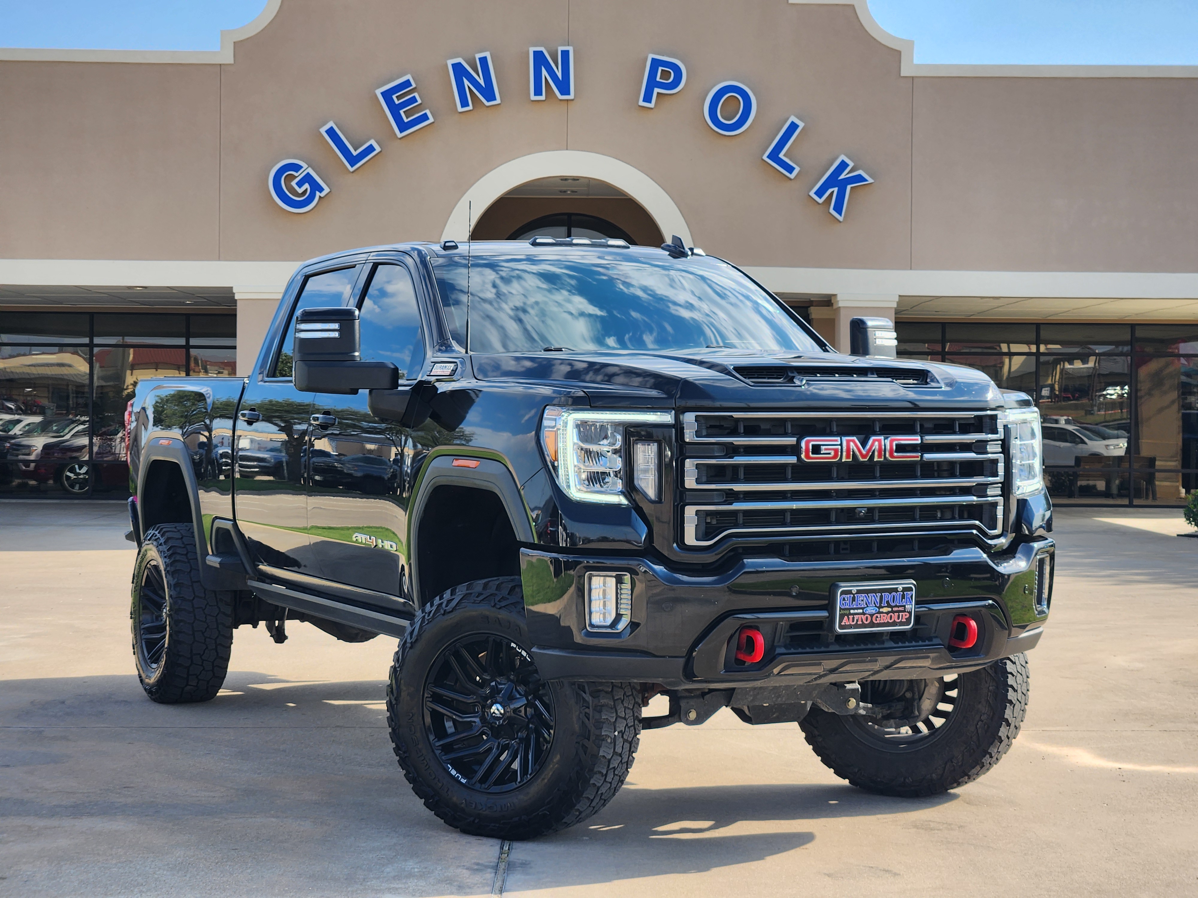 2023 GMC Sierra 2500HD AT4 1